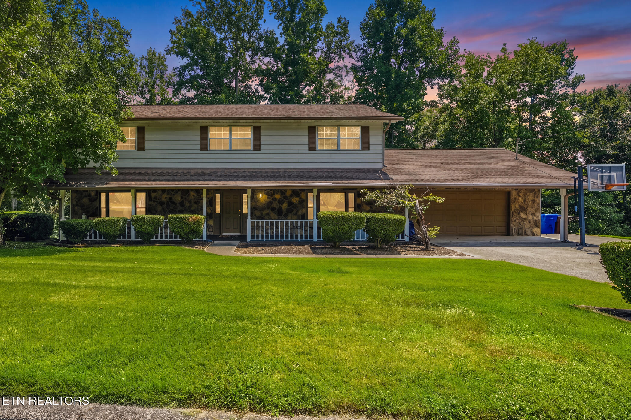 117 Garnet Lane — photo
