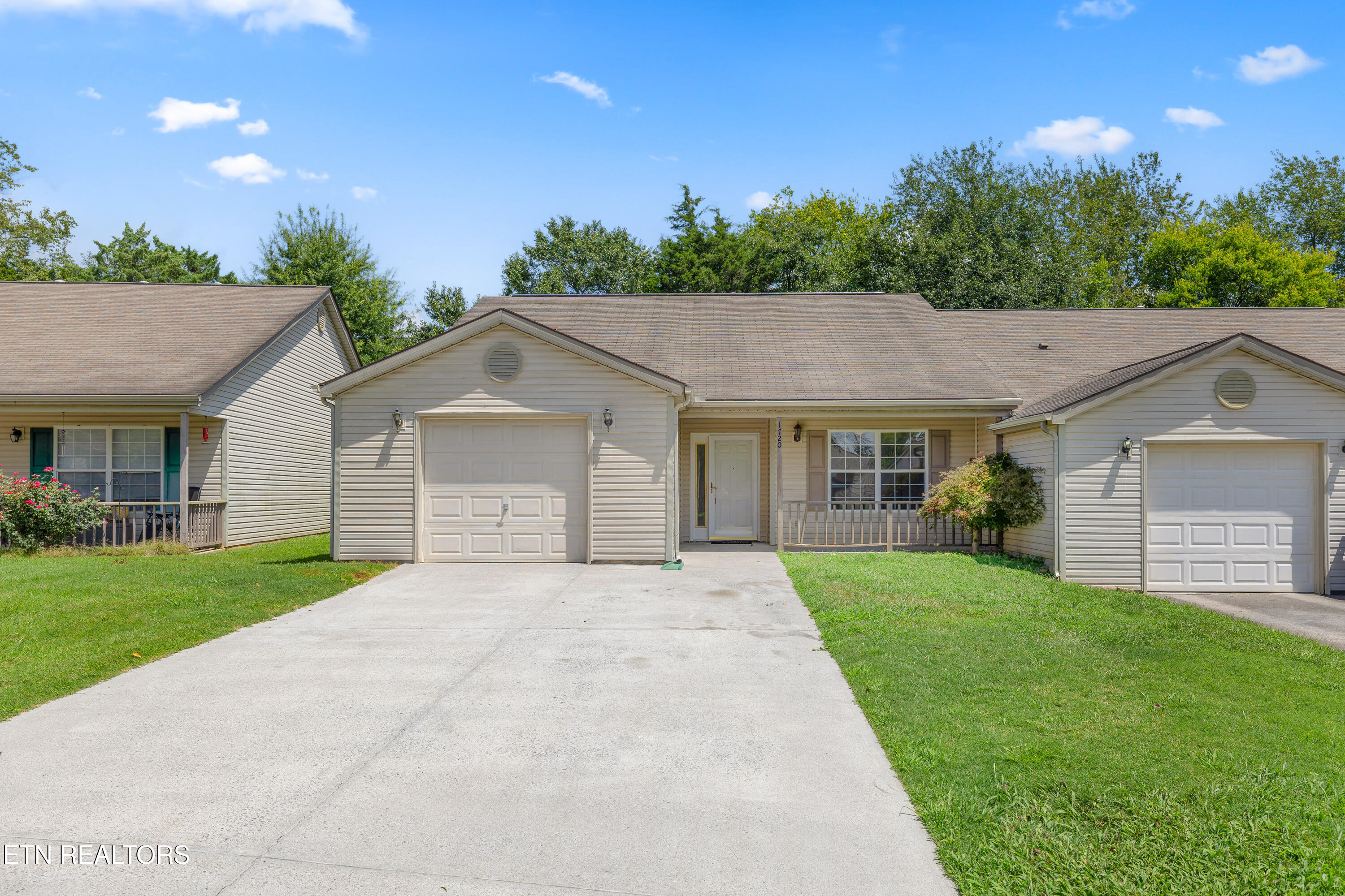 1720 Cape Brittany Way — photo