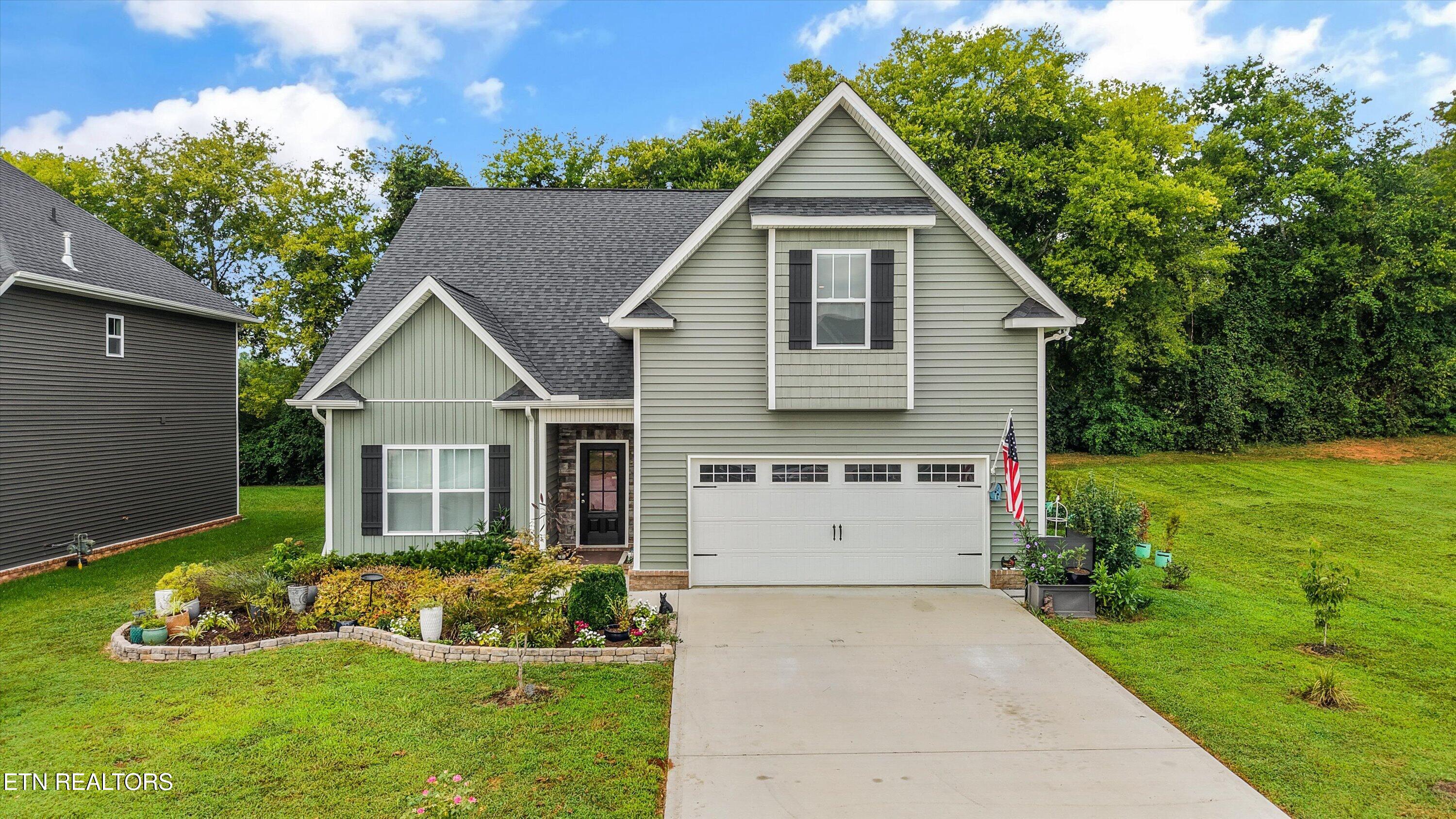 8537 Creek Valley Lane — photo