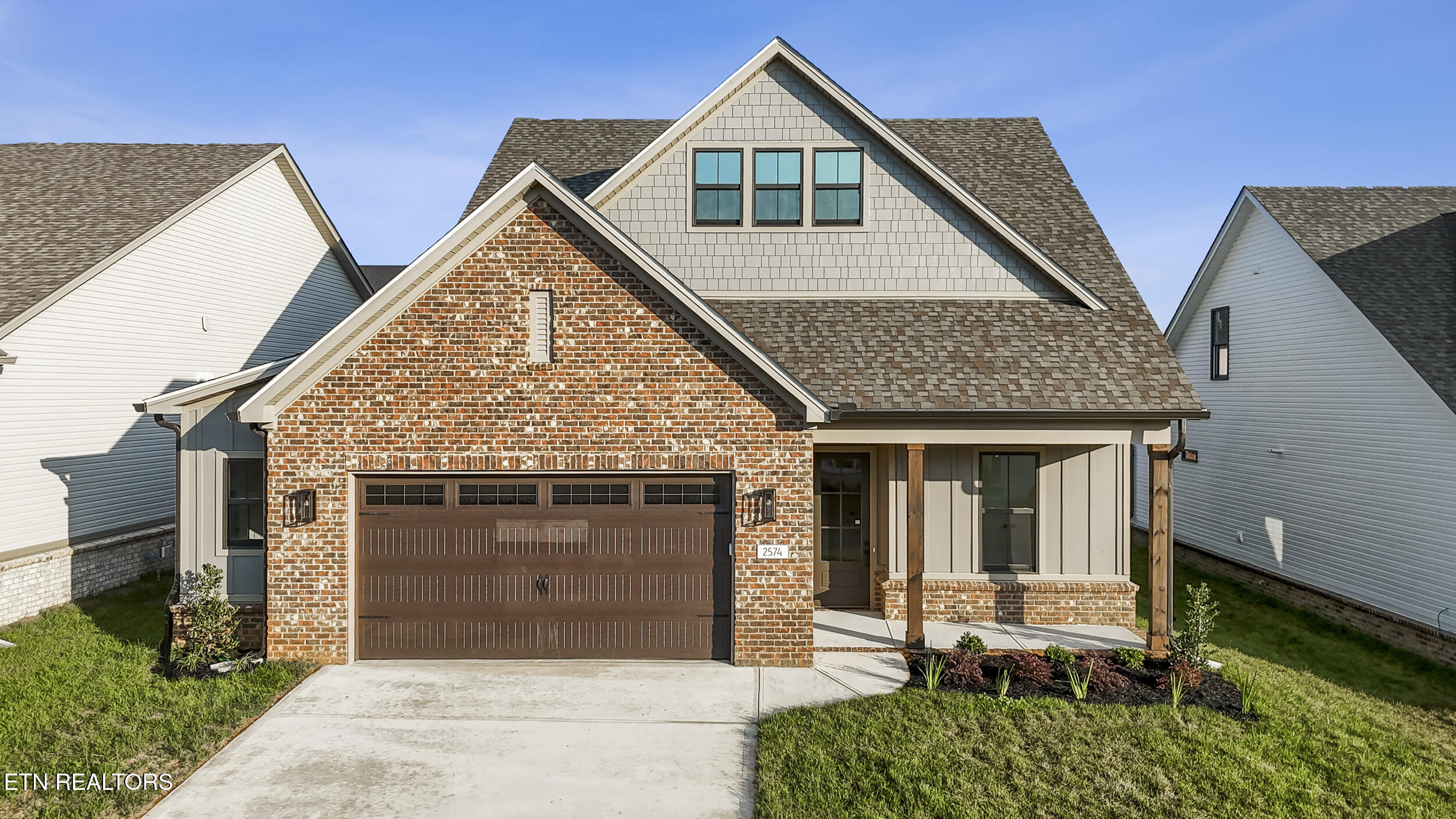 2574 Marshall Pass Rd — photo