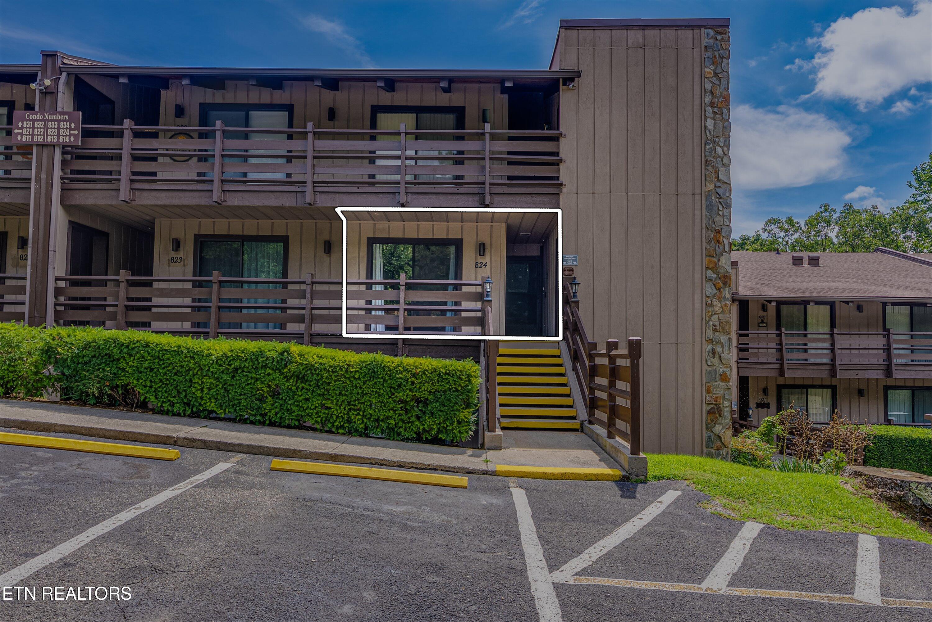 1081 Cove Rd 824 — photo