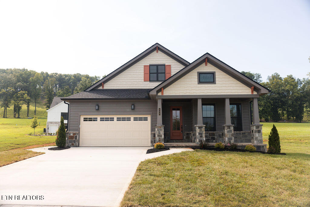 894 Black Bear Circle — photo