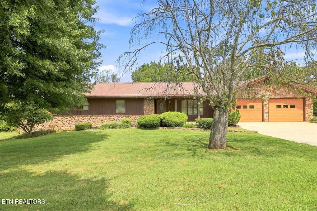4031 Peace Drive — photo