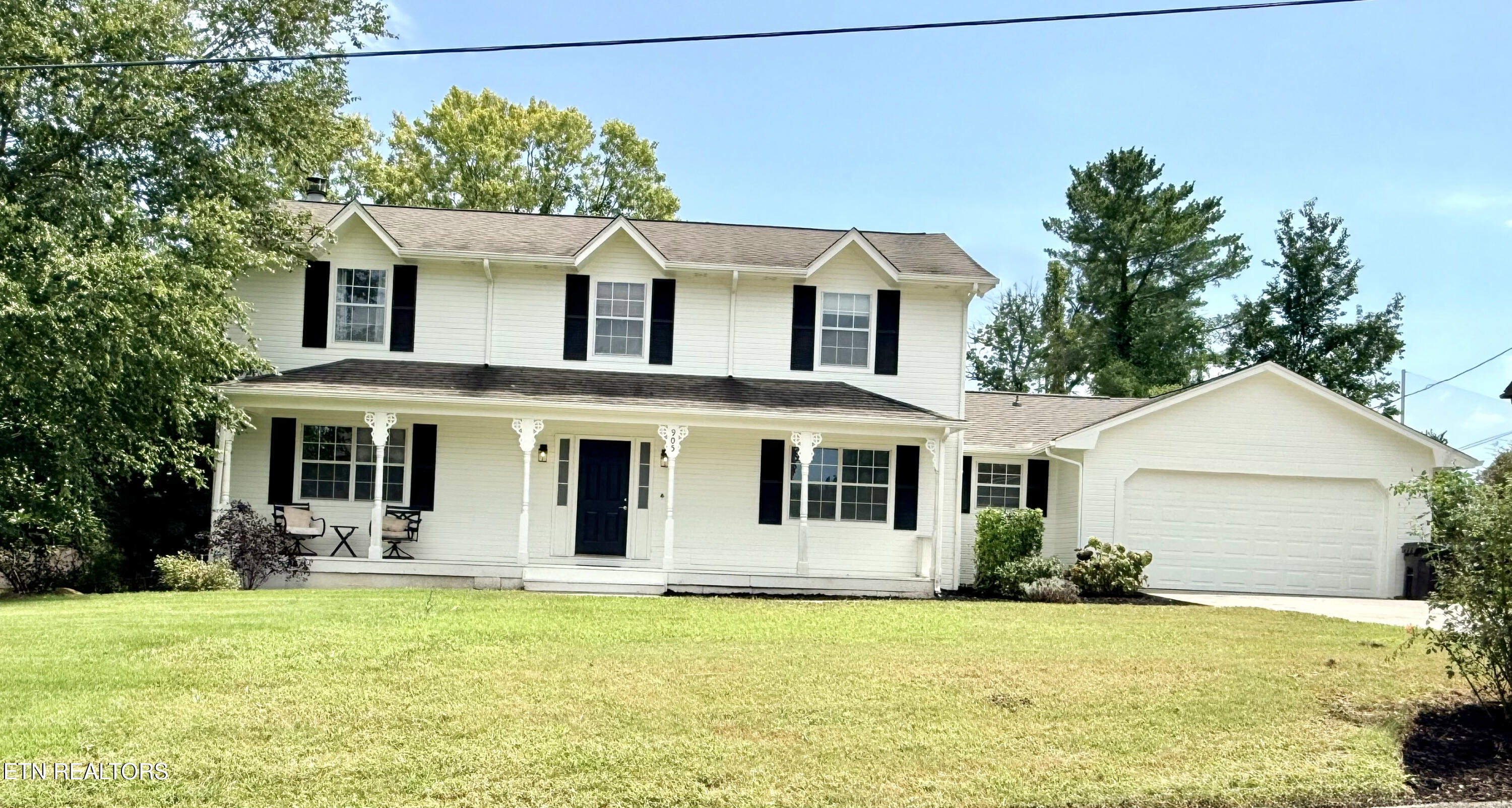 905 High Springs Rd — photo
