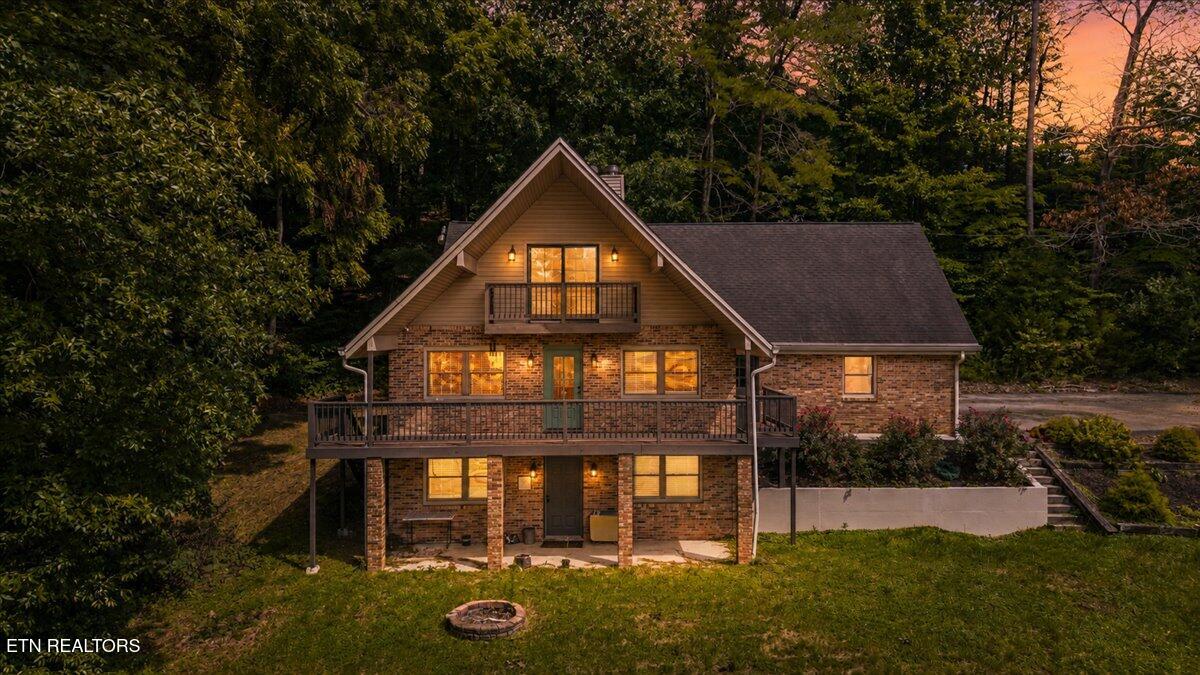 111 Golf Hill Lane — photo