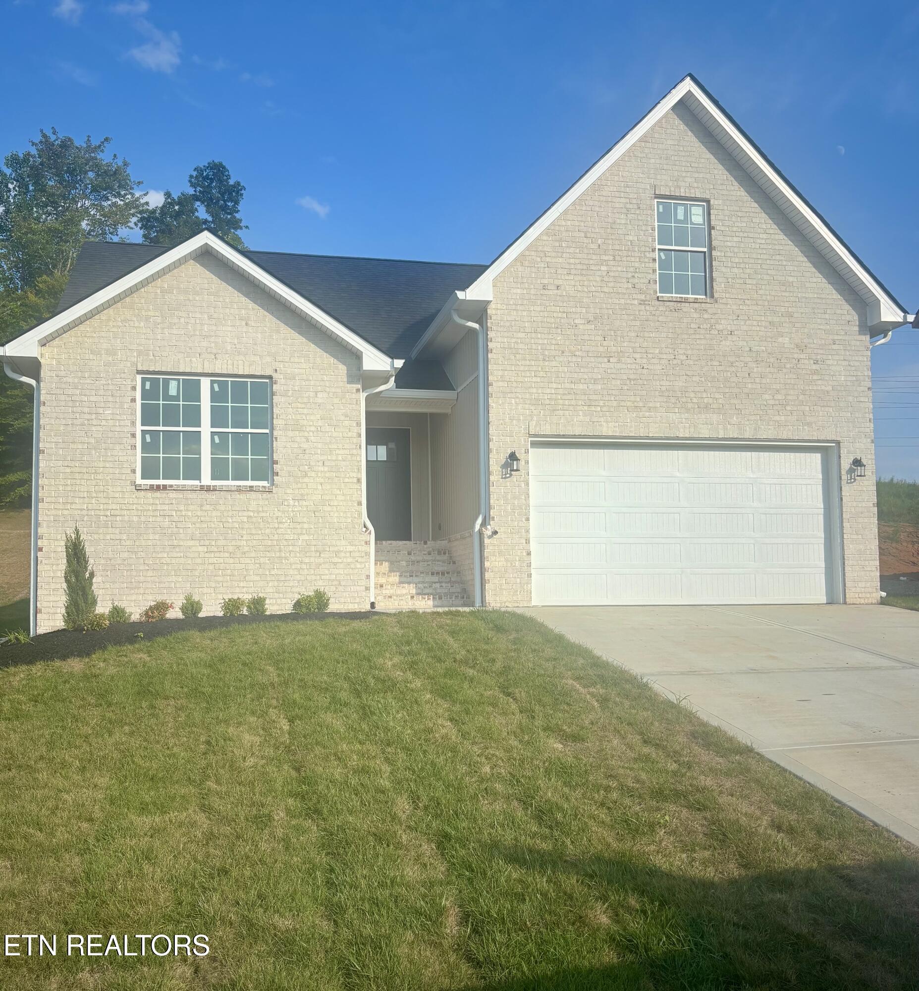 493 Eastland Park Drive 120 — photo