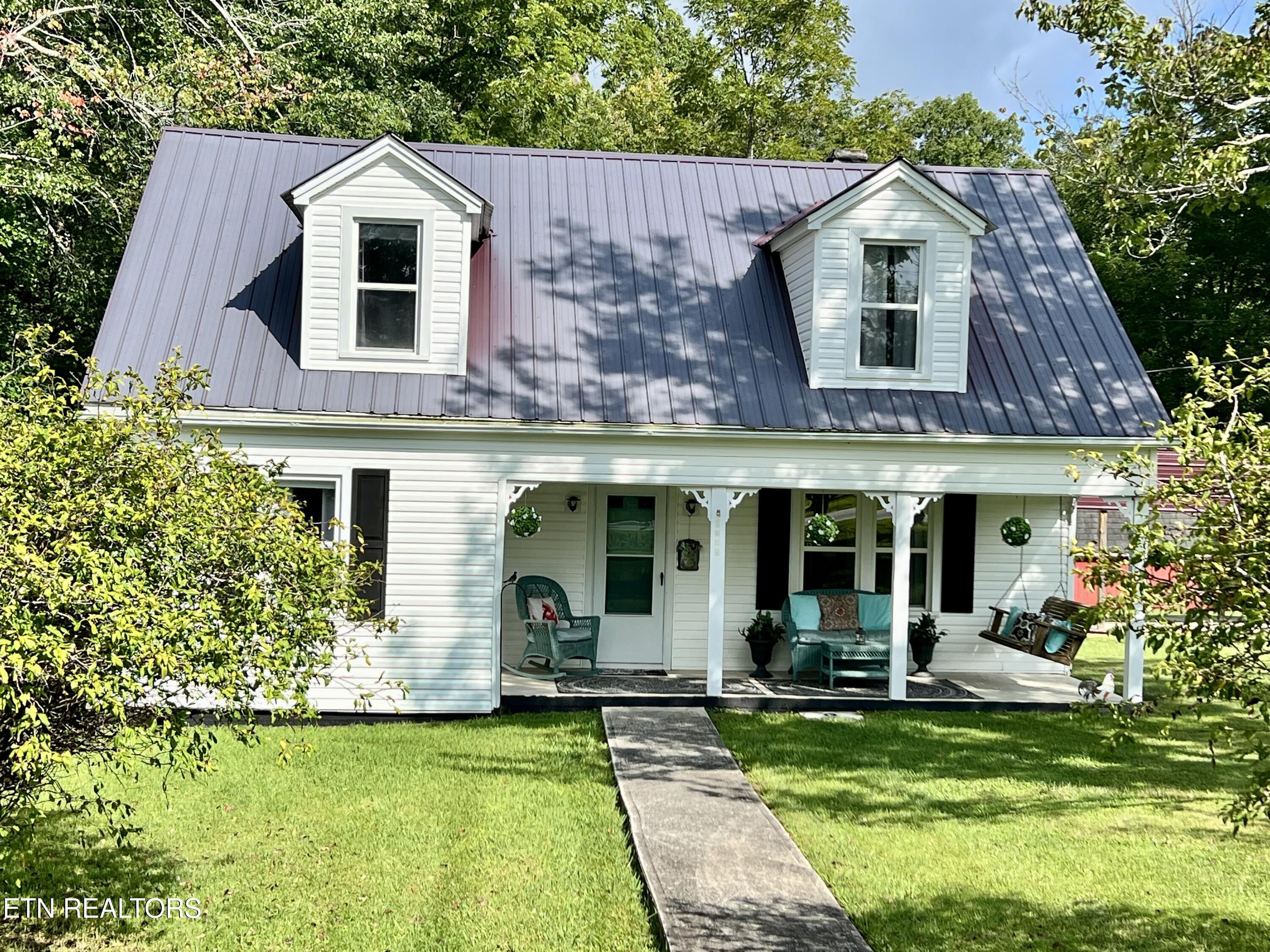 1222 Deer Lodge Hwy — photo