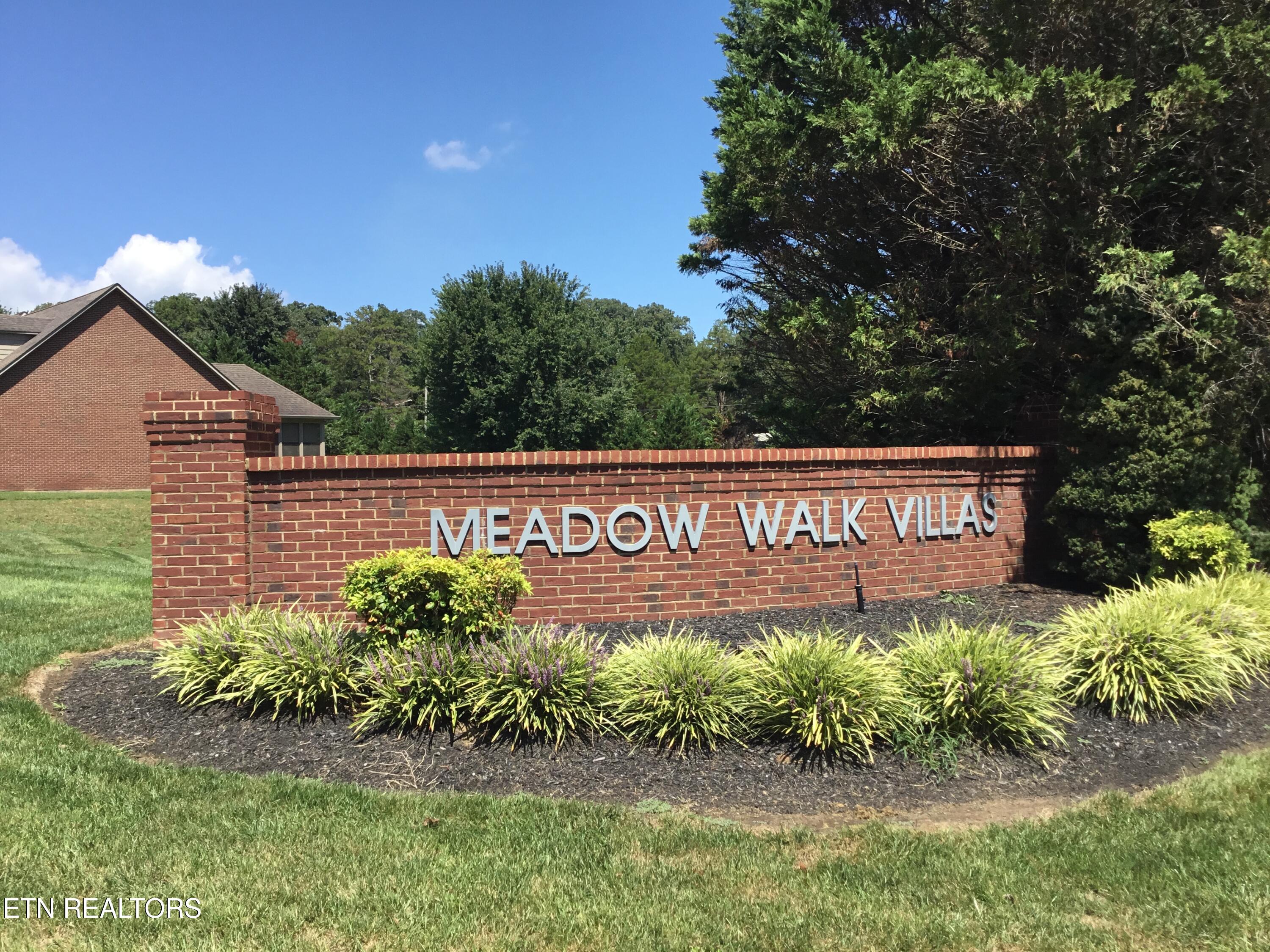 1164 Meadow Walk Lane — photo