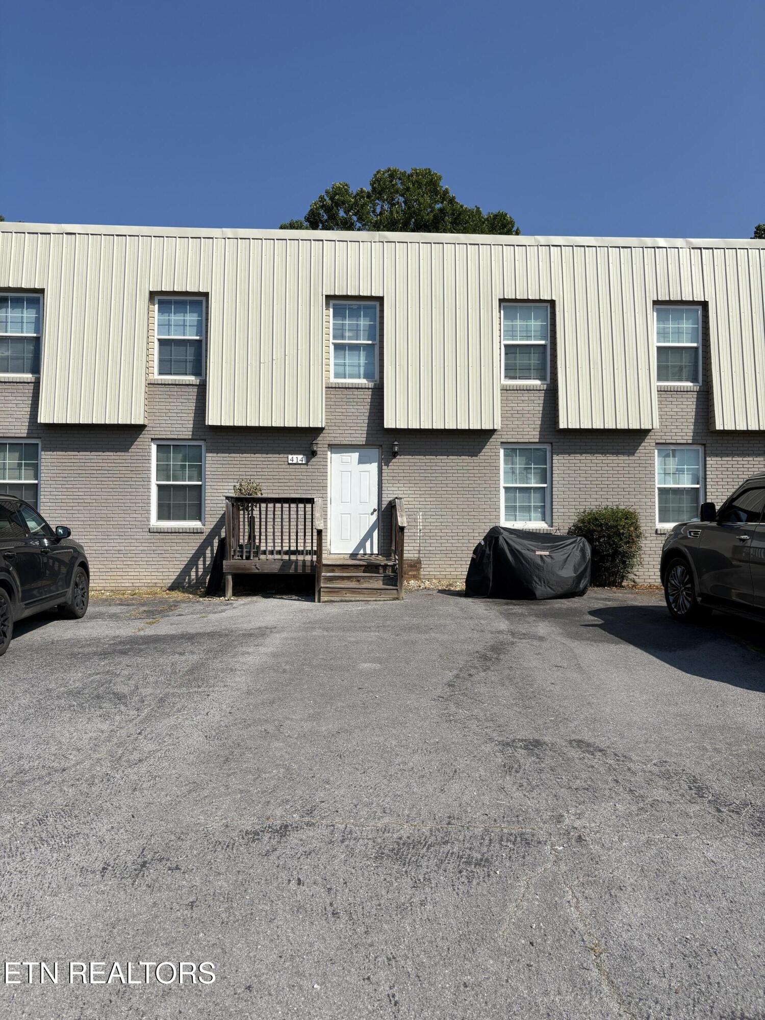 414 Maryville Hwy 2 — photo