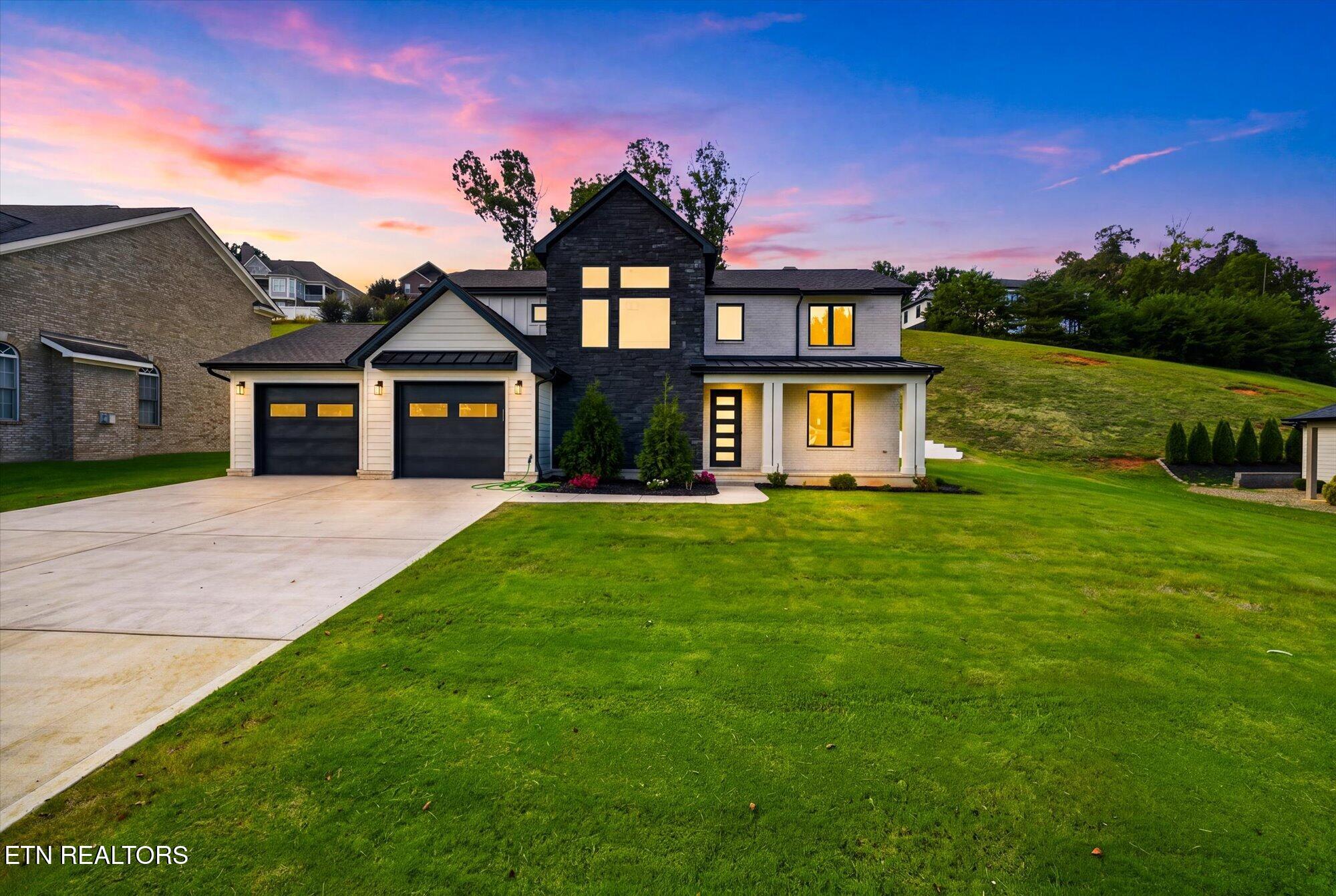 10237 Autumn Valley Lane — photo