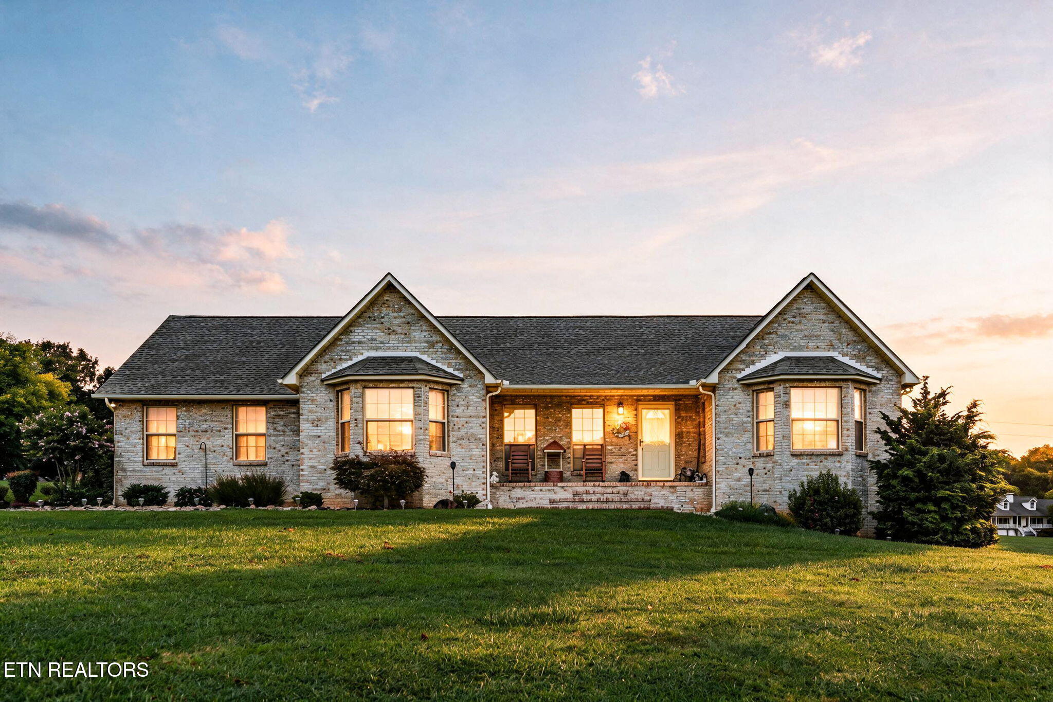 610 Dixon Farm Rd — photo