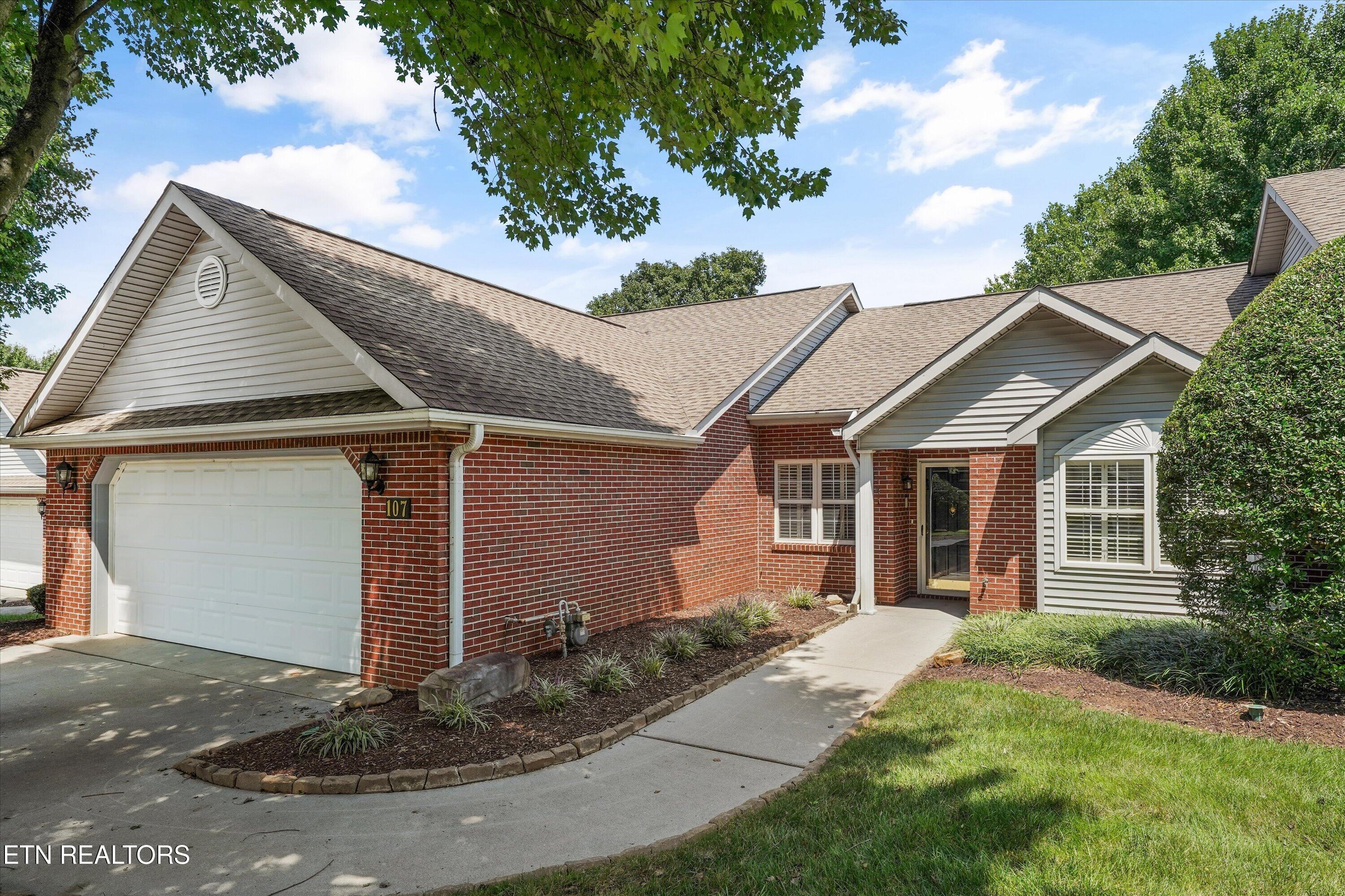 715 Cedar Lane 107 — photo