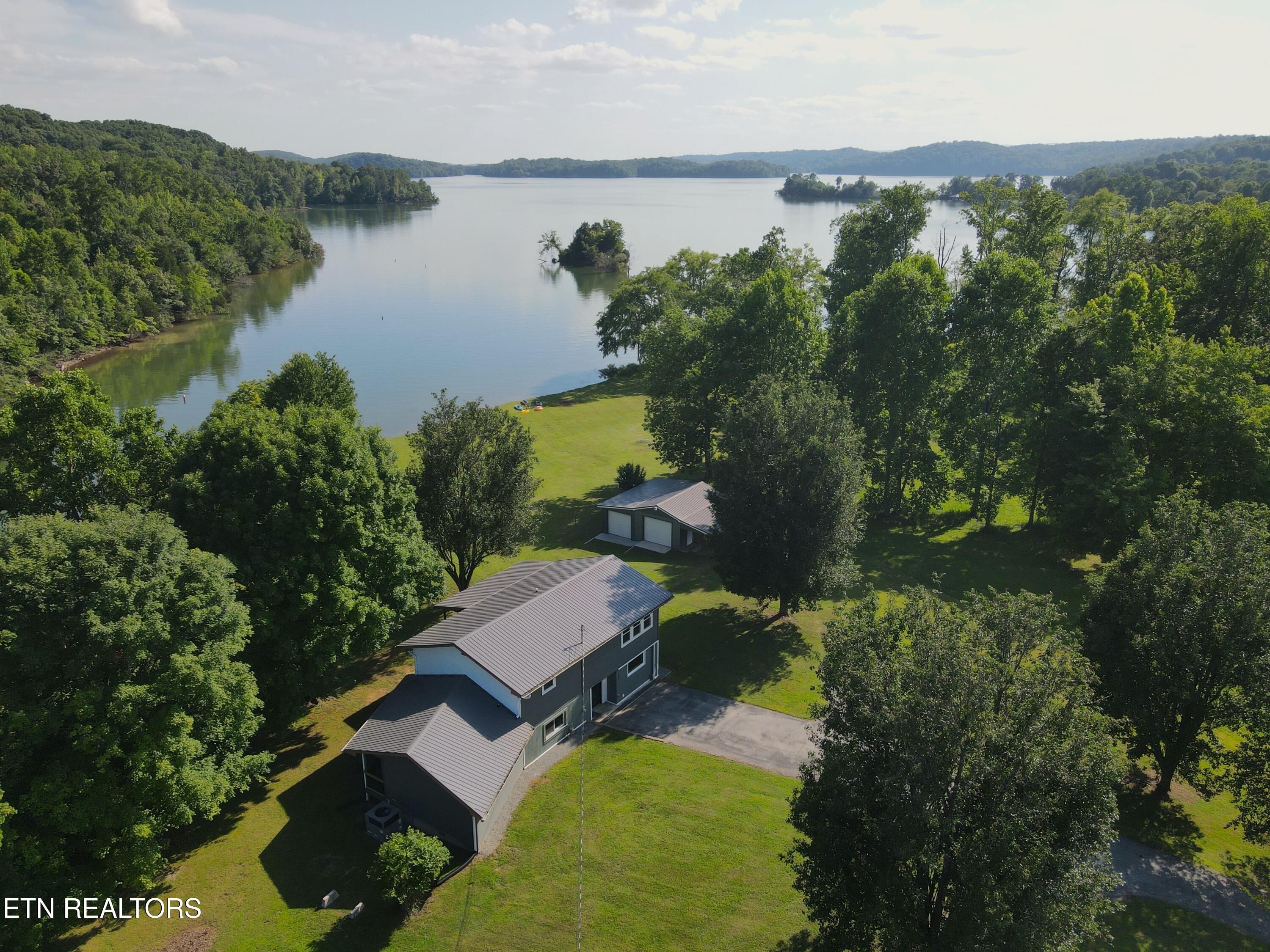 254 Karen Drive — photo