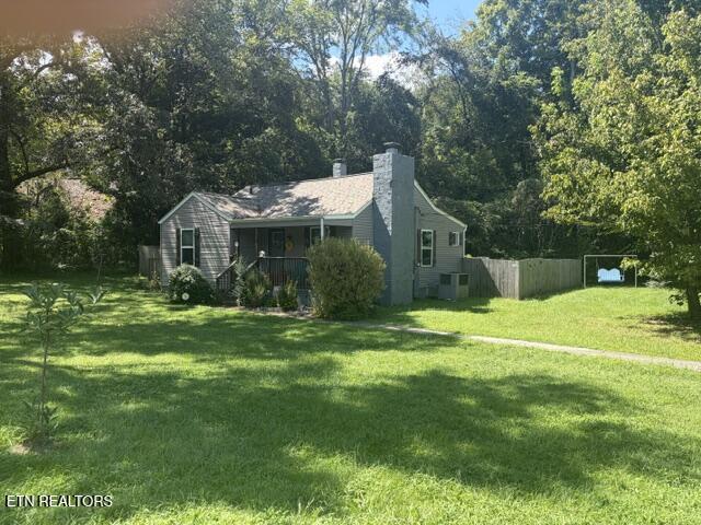 2323 Brown Rd — photo