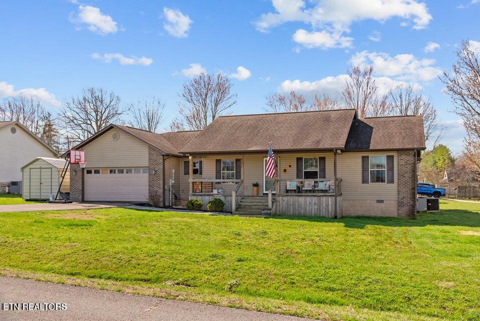 34 Lakyn Drive — photo