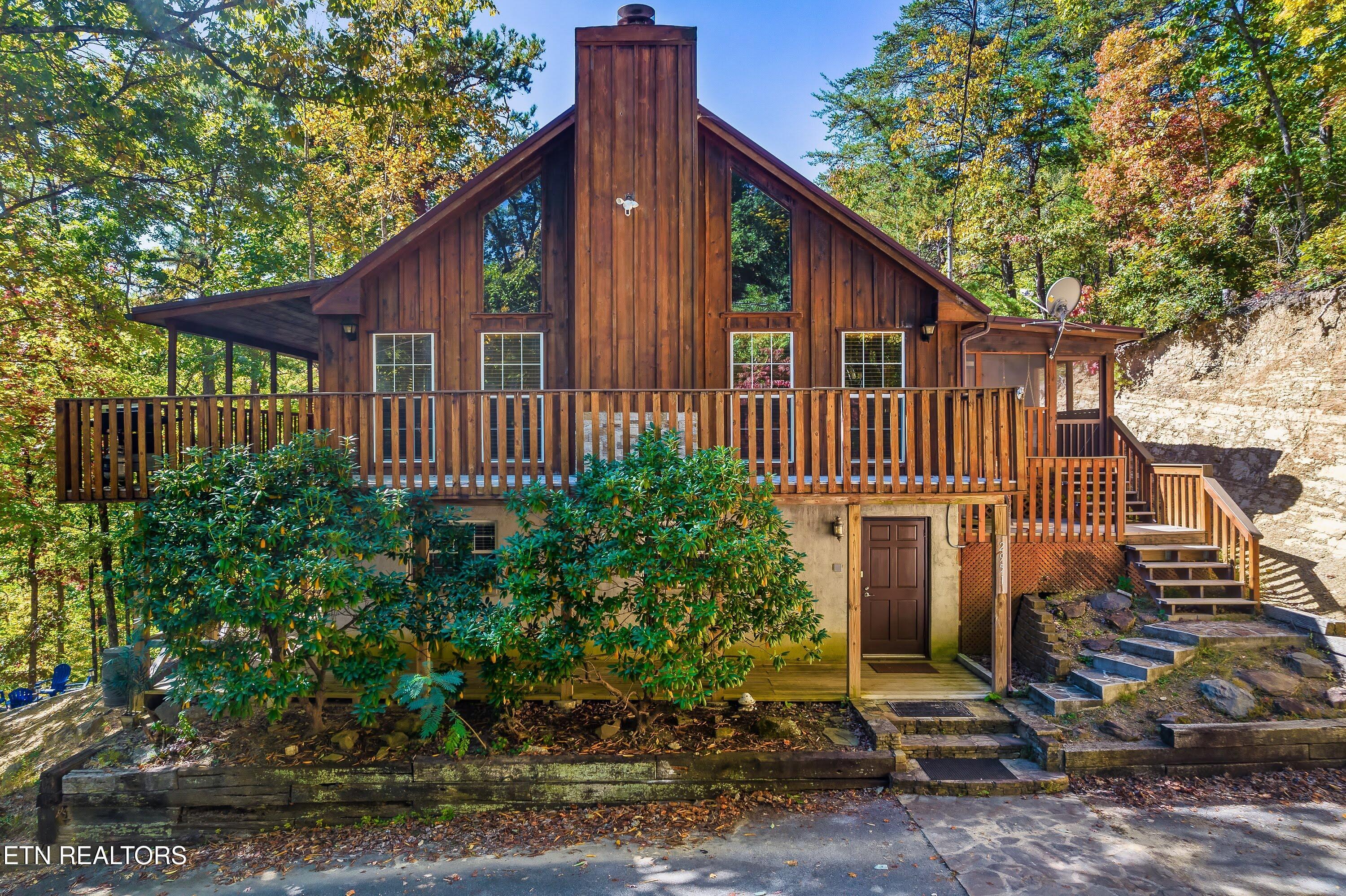 2951 Patty View Way — photo