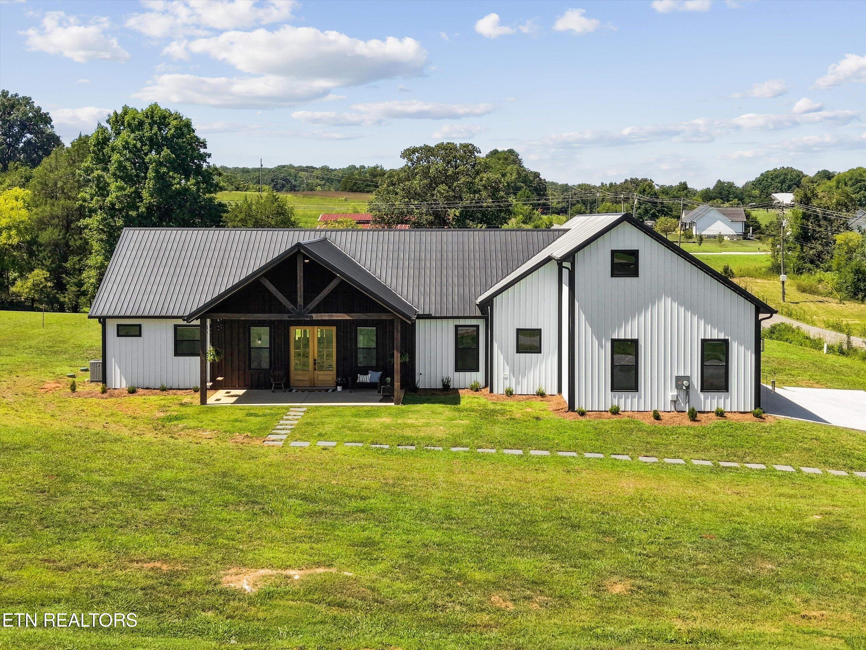4537 Big Springs Rd — photo