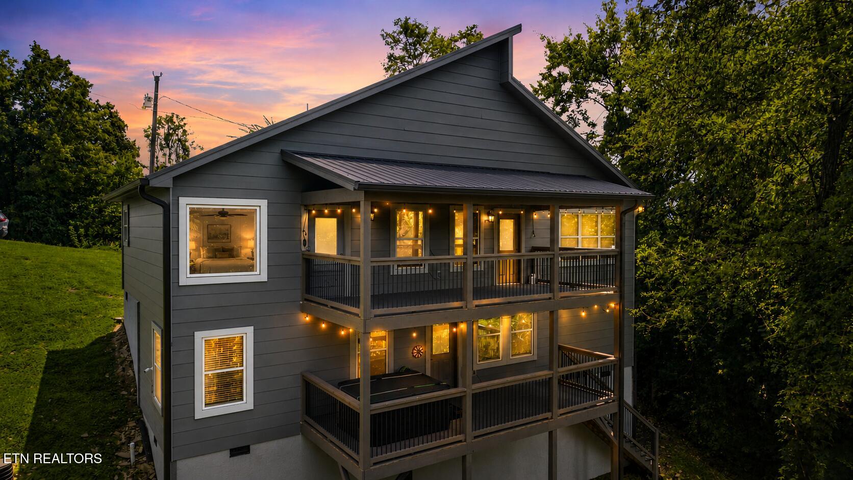 353 Oak Lake Drive — photo