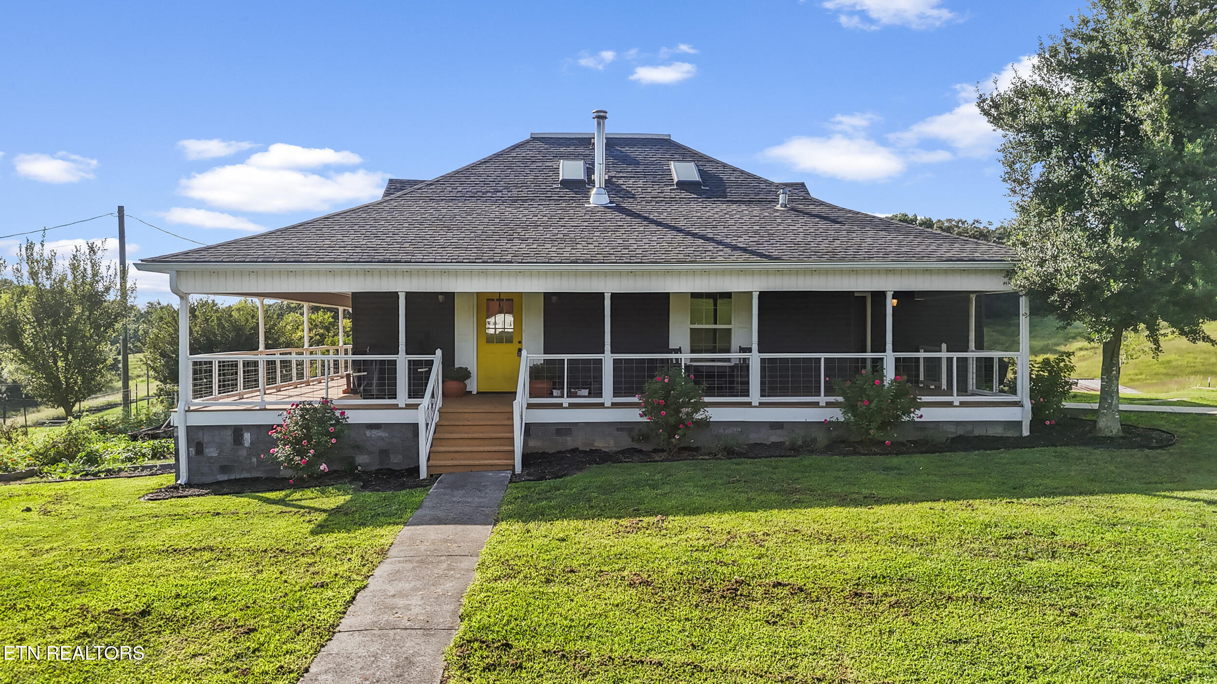 1246 Greenbriar Rd — photo