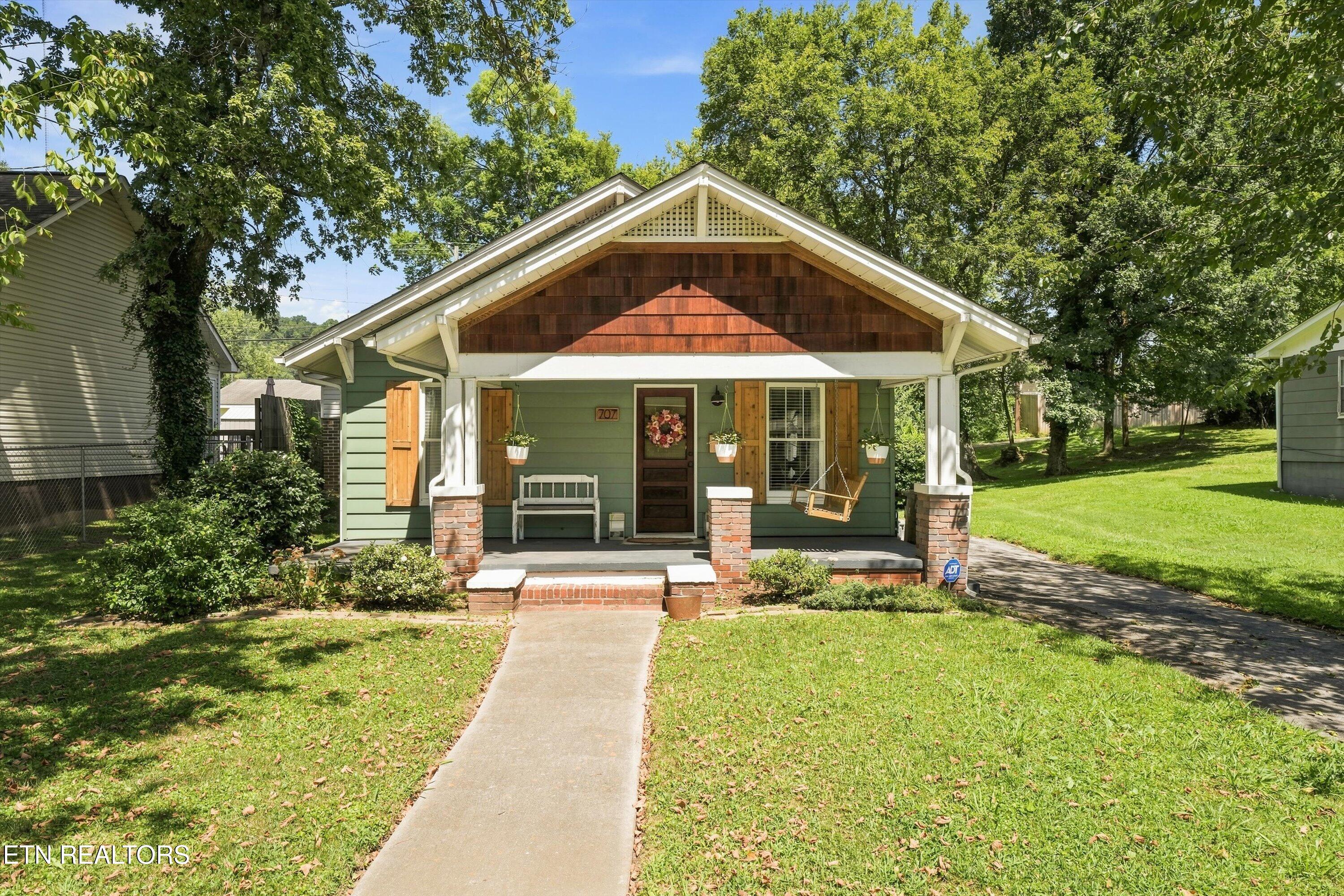 707 Radford Place — photo