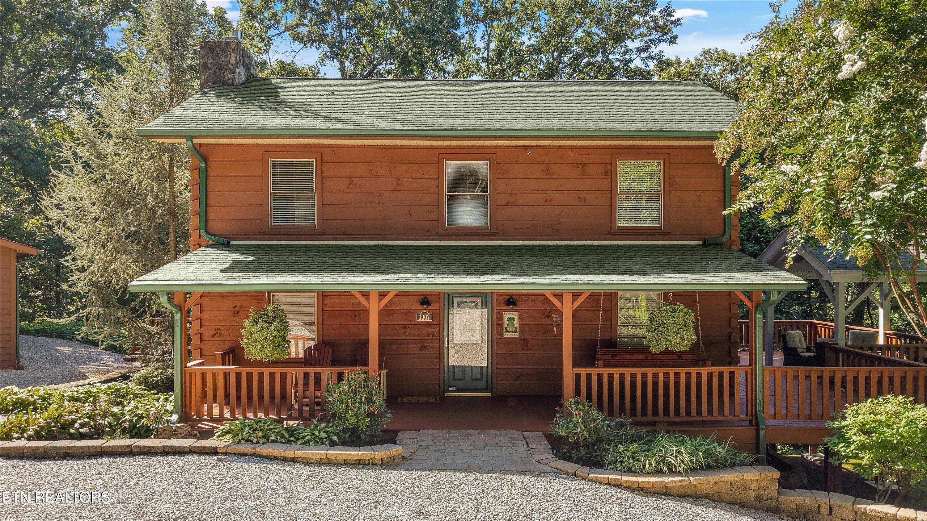 1307 Smoky Mountain View Drive — photo