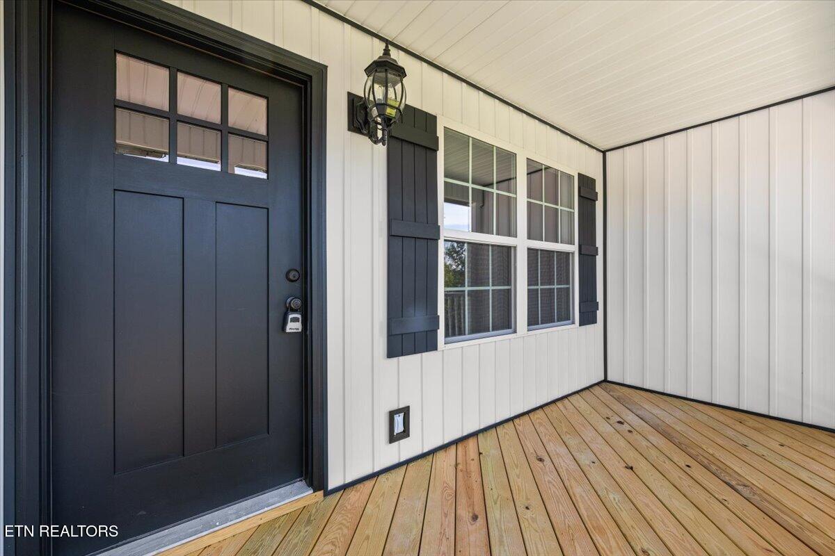 1822 Loop Rd, LaFollette, TN 37766 — photo 2