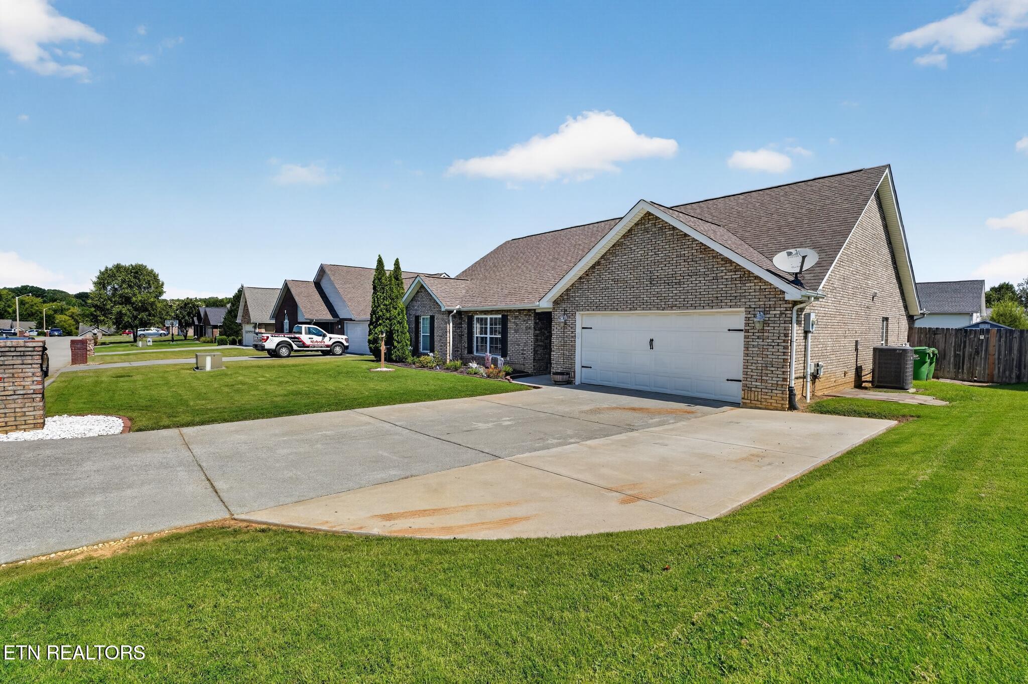 1220 Bastogne Drive — photo