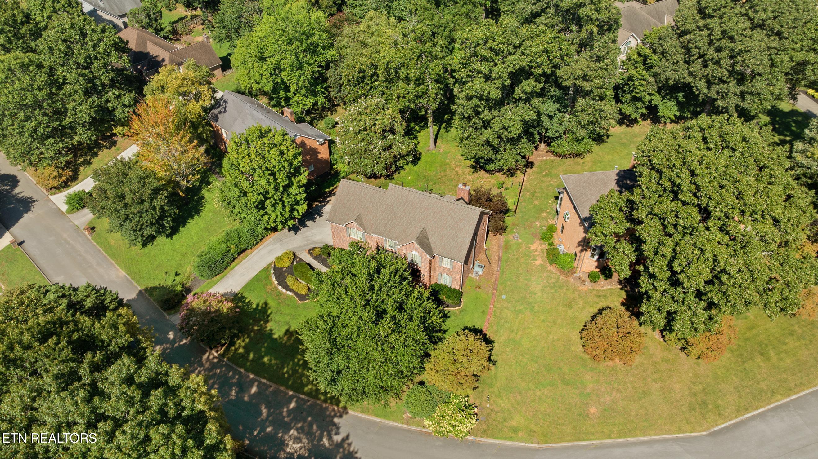 724 Summit Lake Court — photo