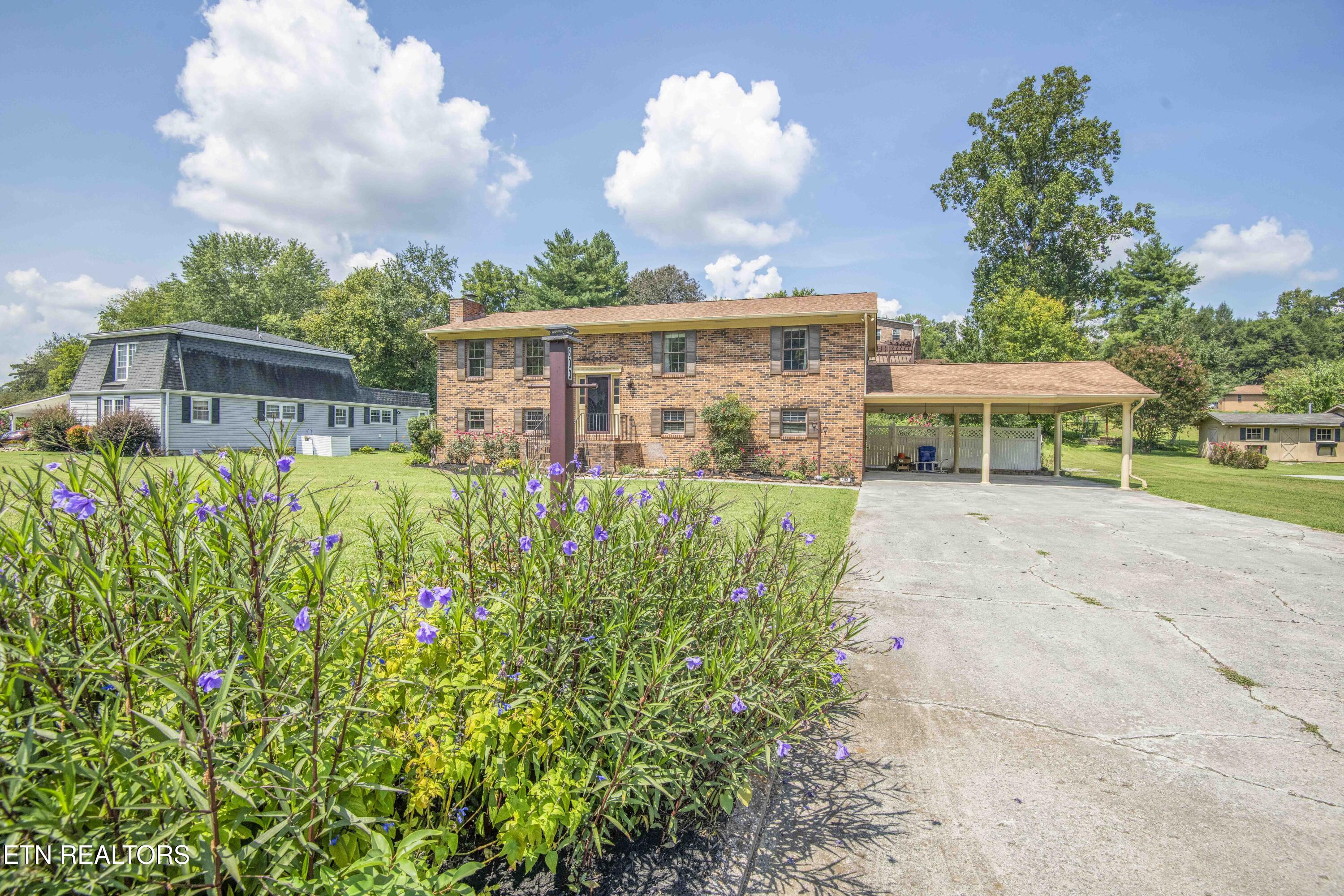 603 Riverbend Rd, Clinton, TN 37716 — photo 2