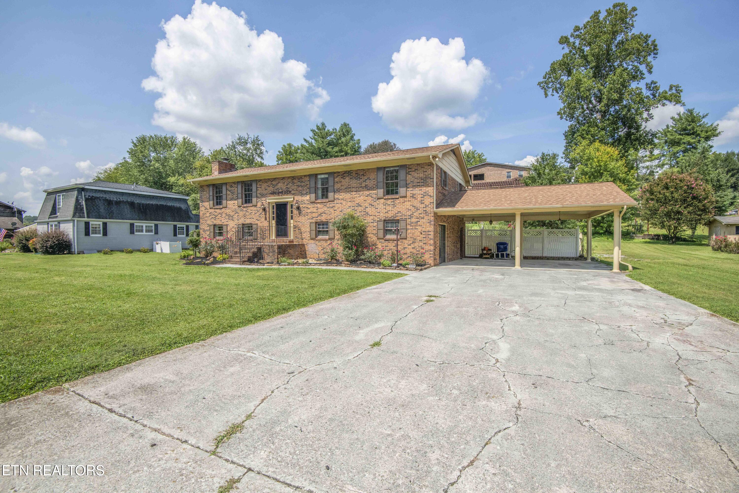 603 Riverbend Rd, Clinton, TN 37716 — photo 3