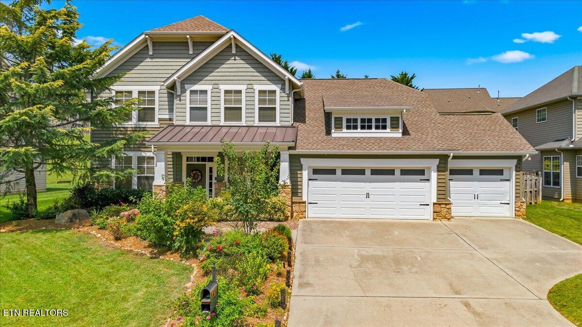 821 Clover Fields Lane — photo