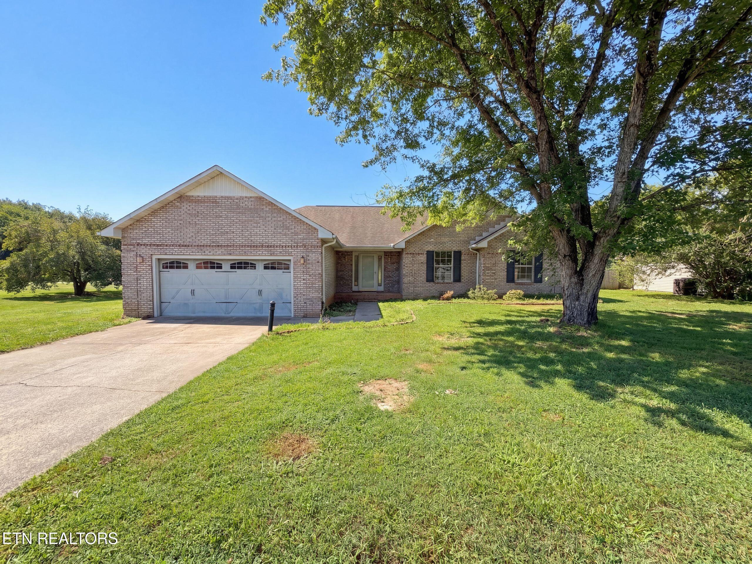 758 Meadow Ridge Rd — photo