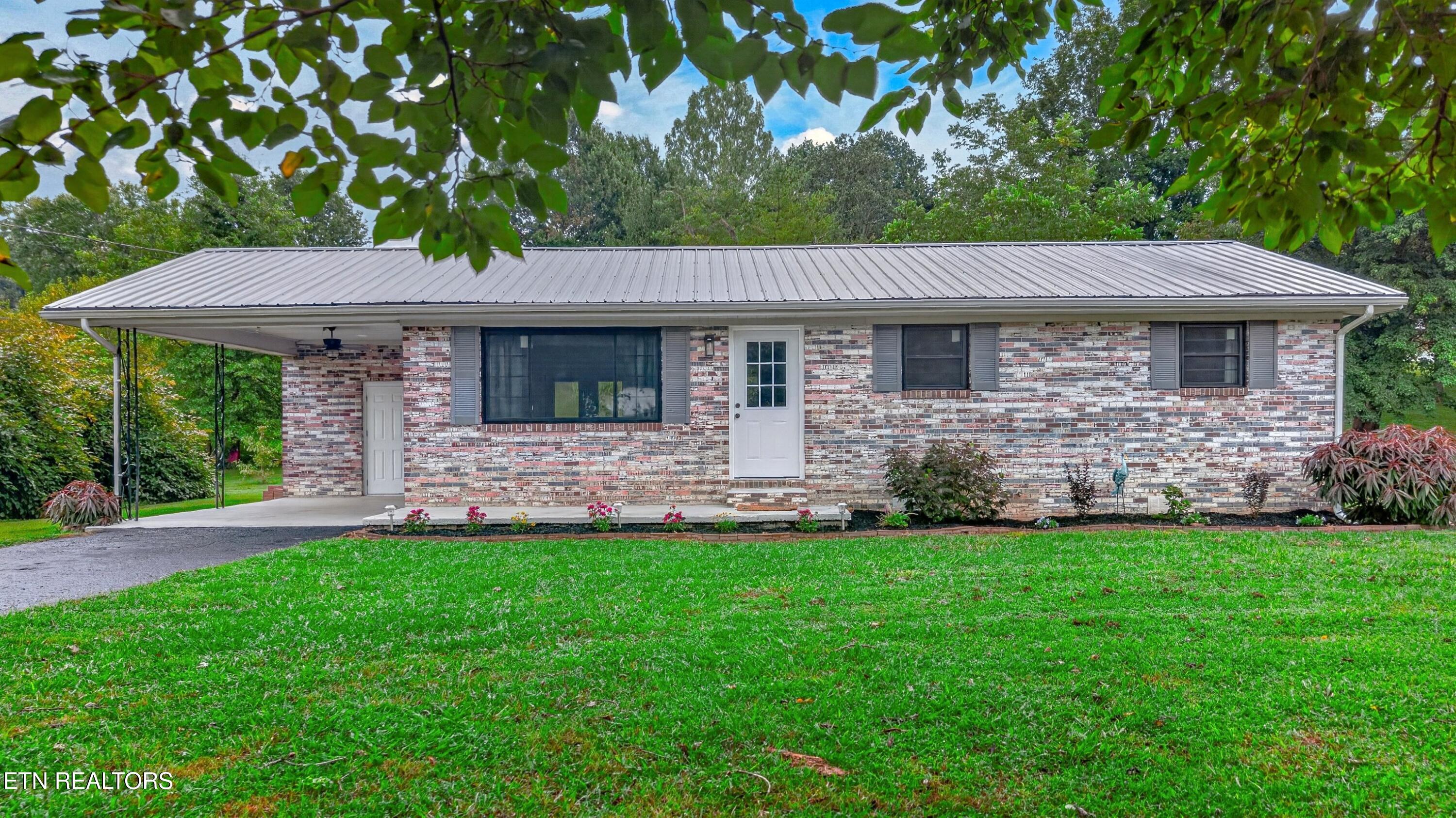 518 Fairfield Drive — photo