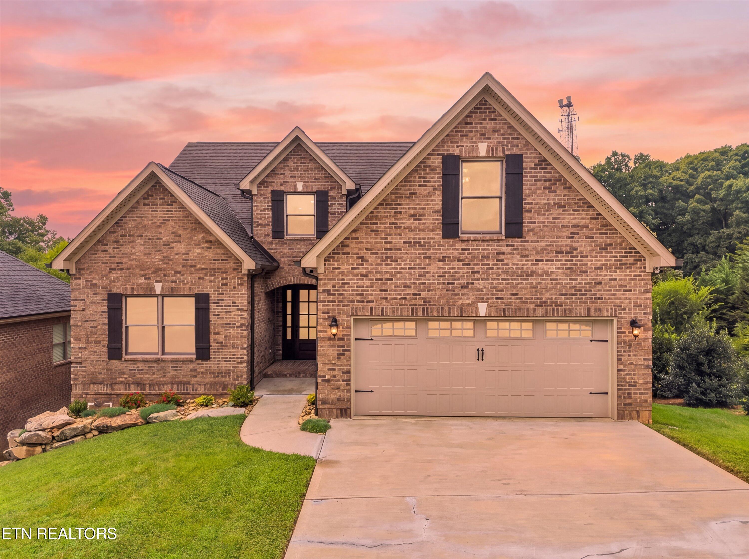 1833 Rockford Lane — photo