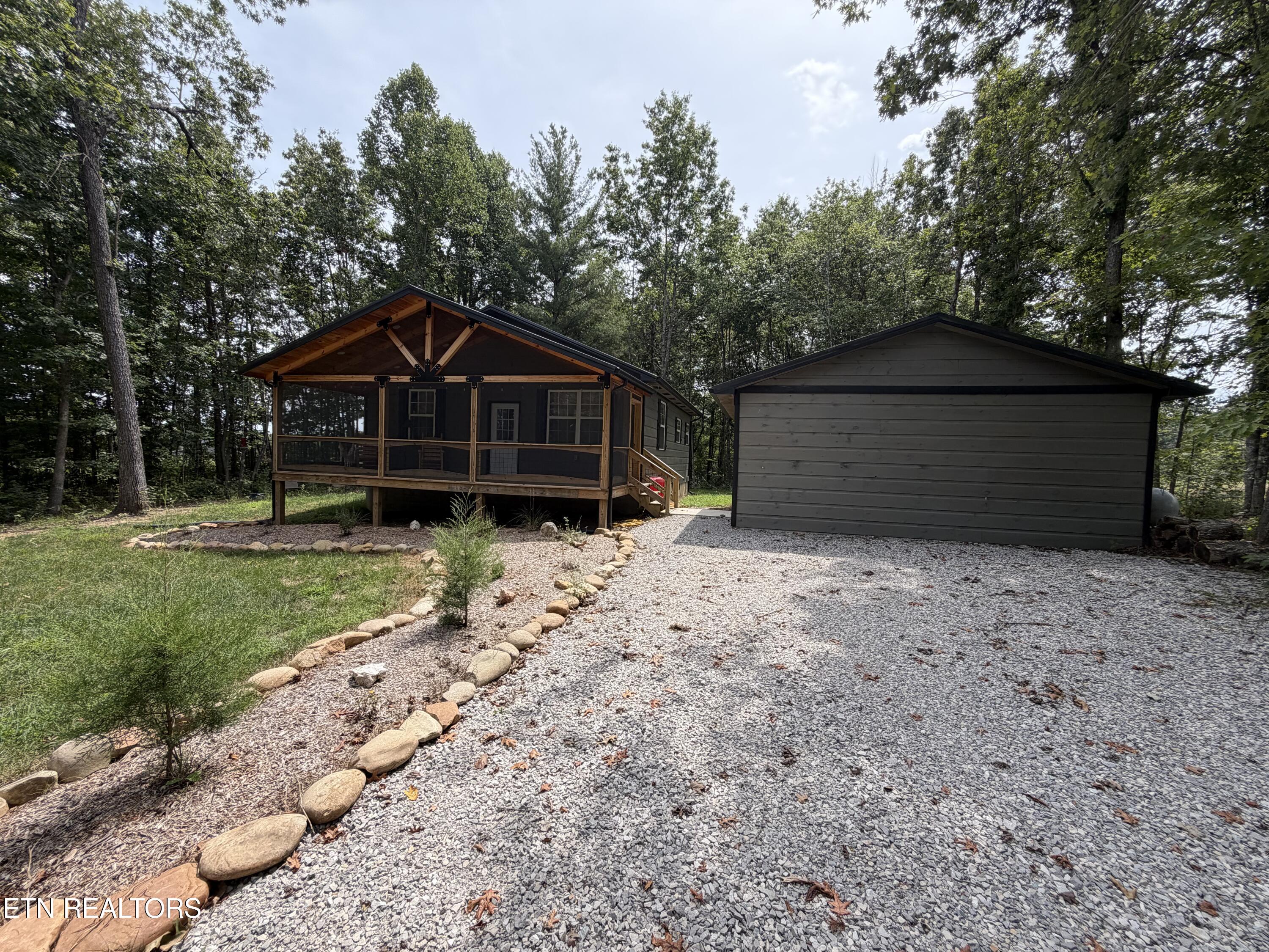 130 Murray Lane — photo