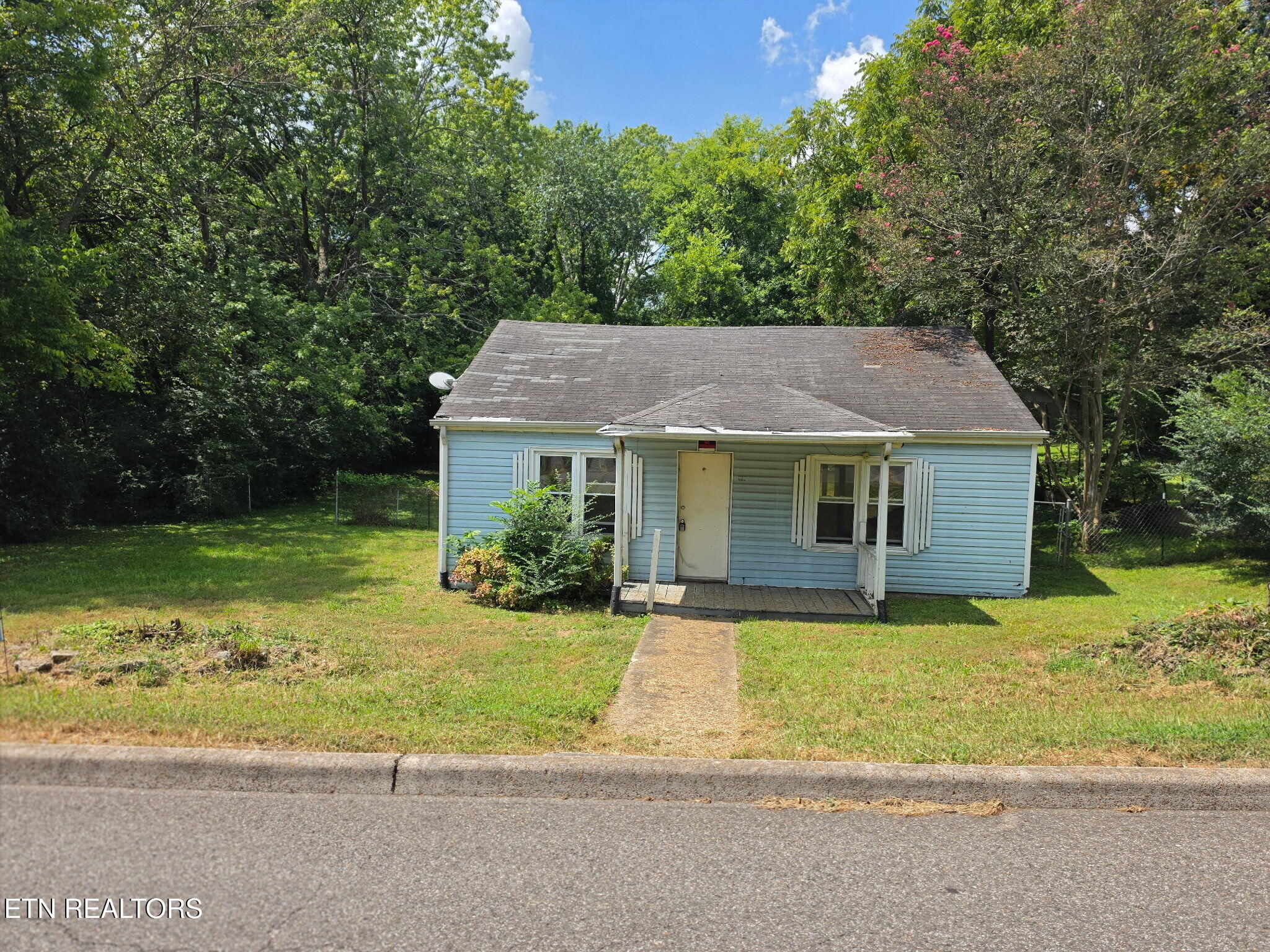 1602 N Jackson St — photo