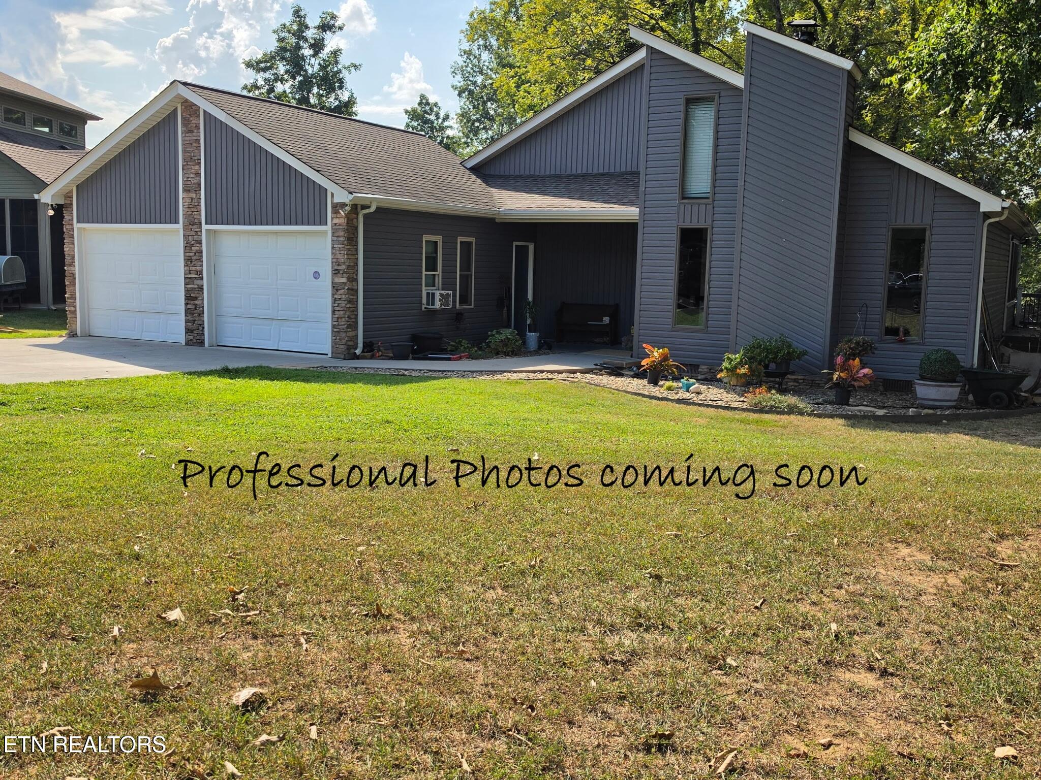 202 Daksi Lane — photo