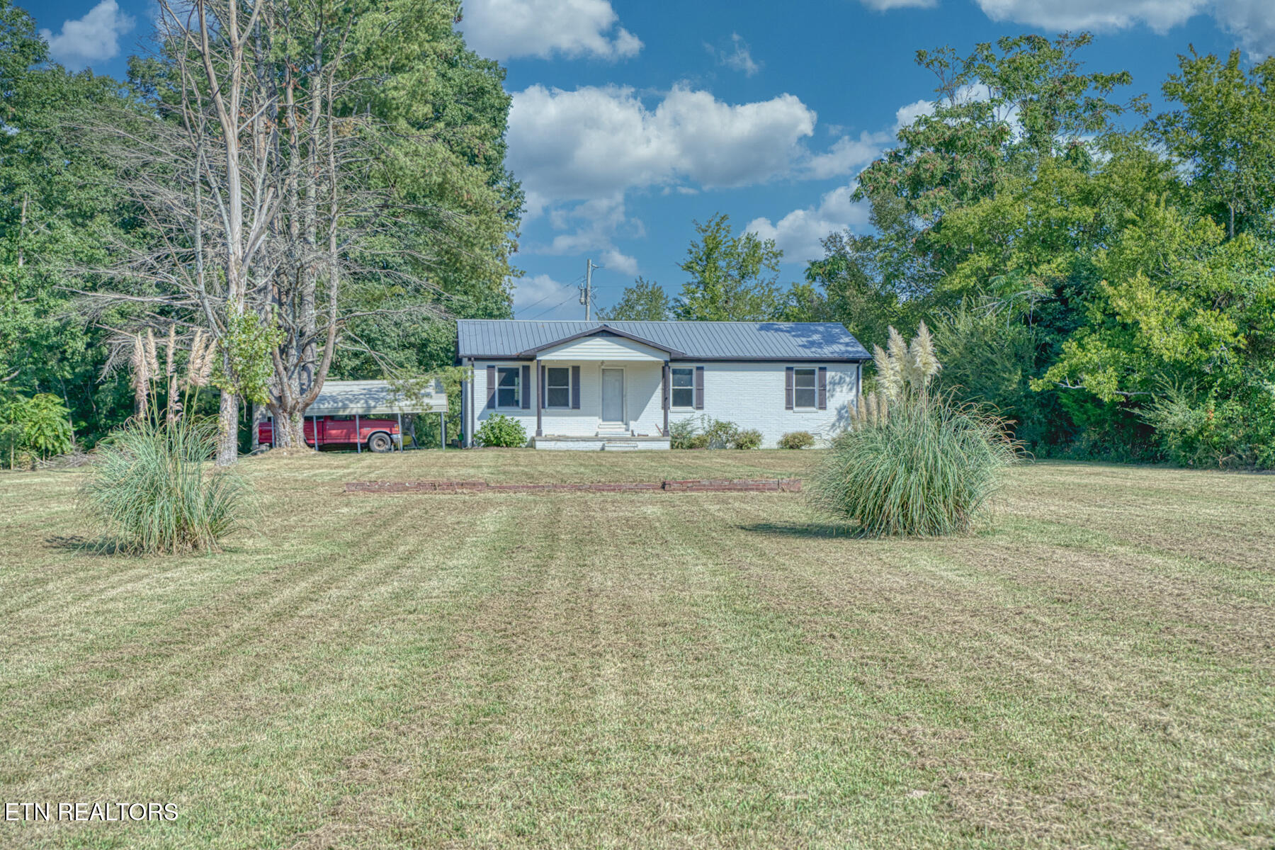 4047 Crawford Rd — photo
