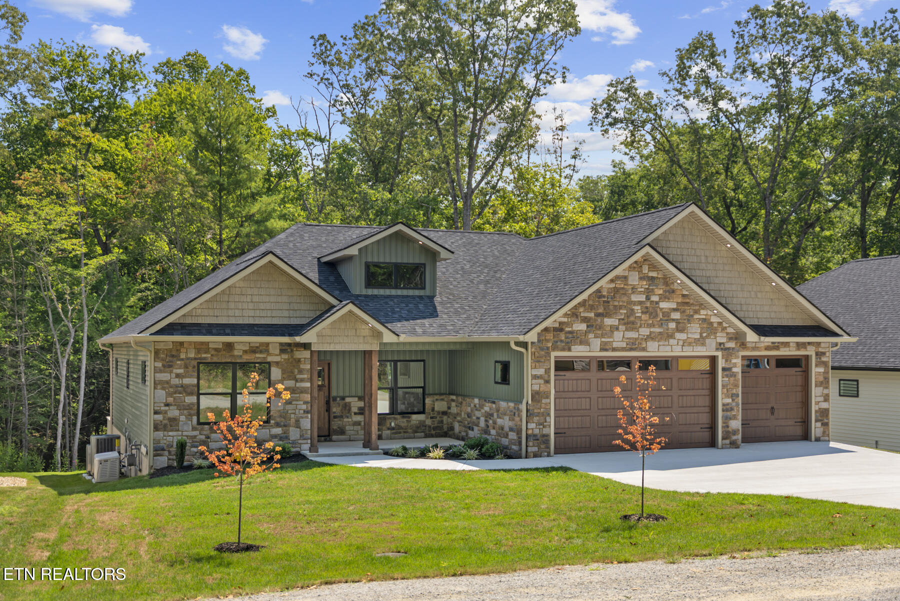 155 Natchez Circle — photo