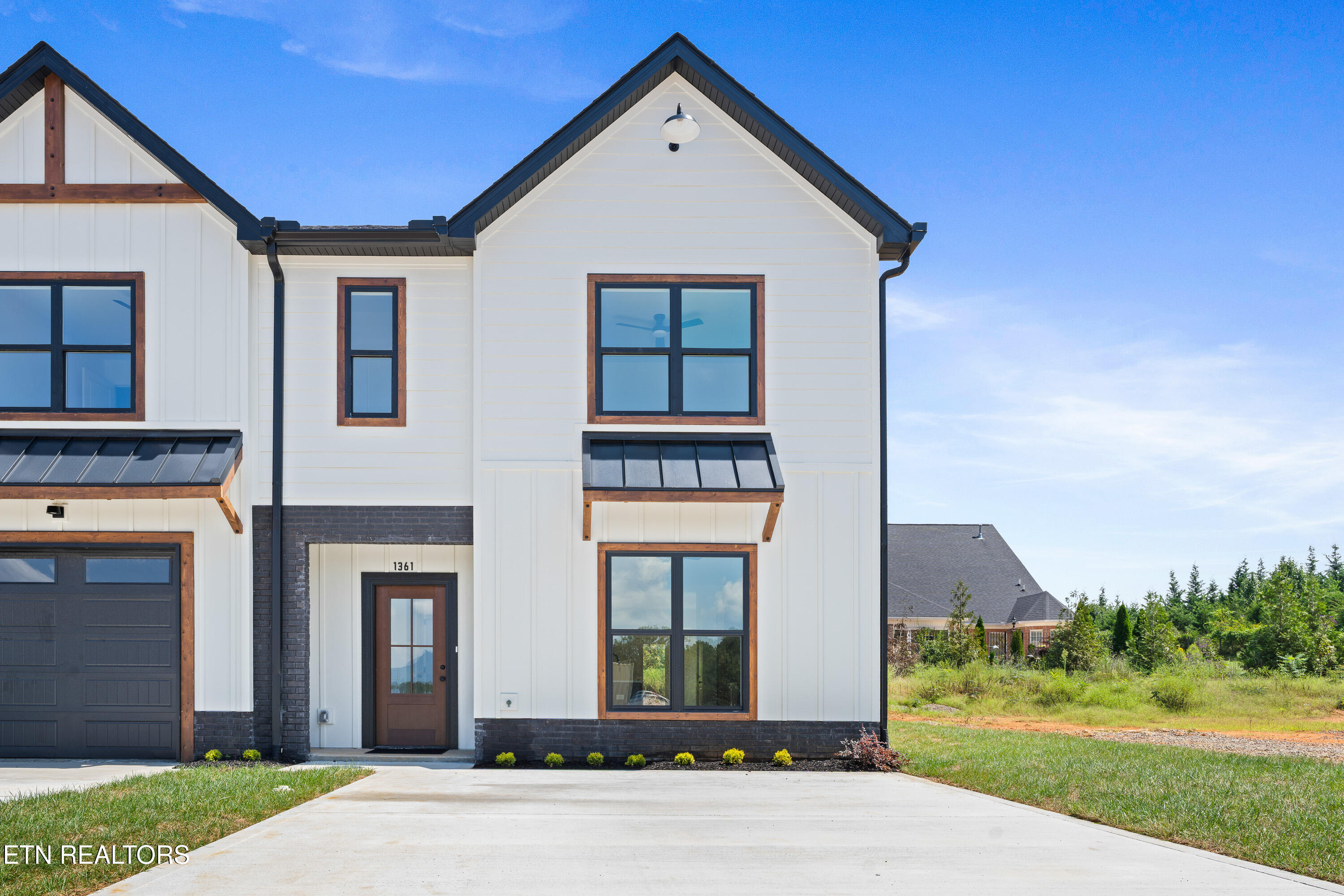1361 Grace Ridge Drive — photo