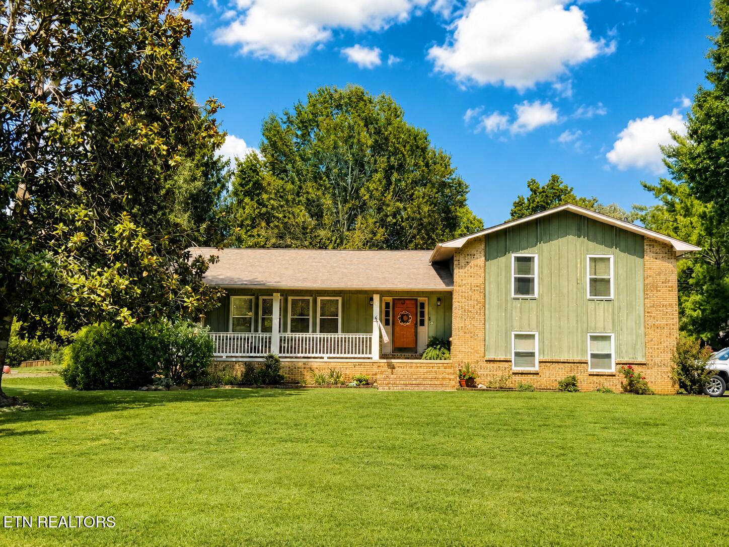 2110 Wakefield Circle — photo