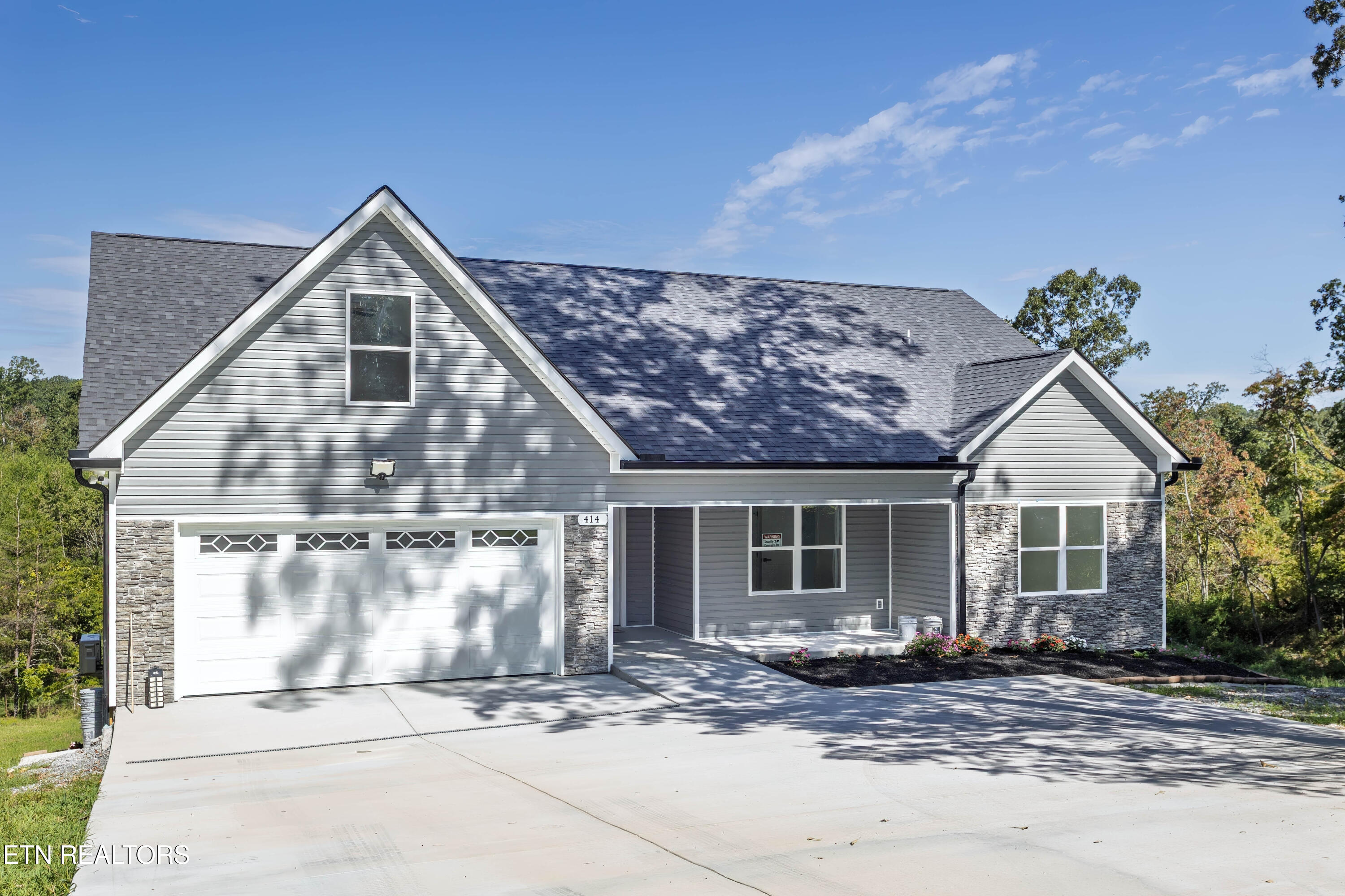 414 Windy Ridge Drive — photo