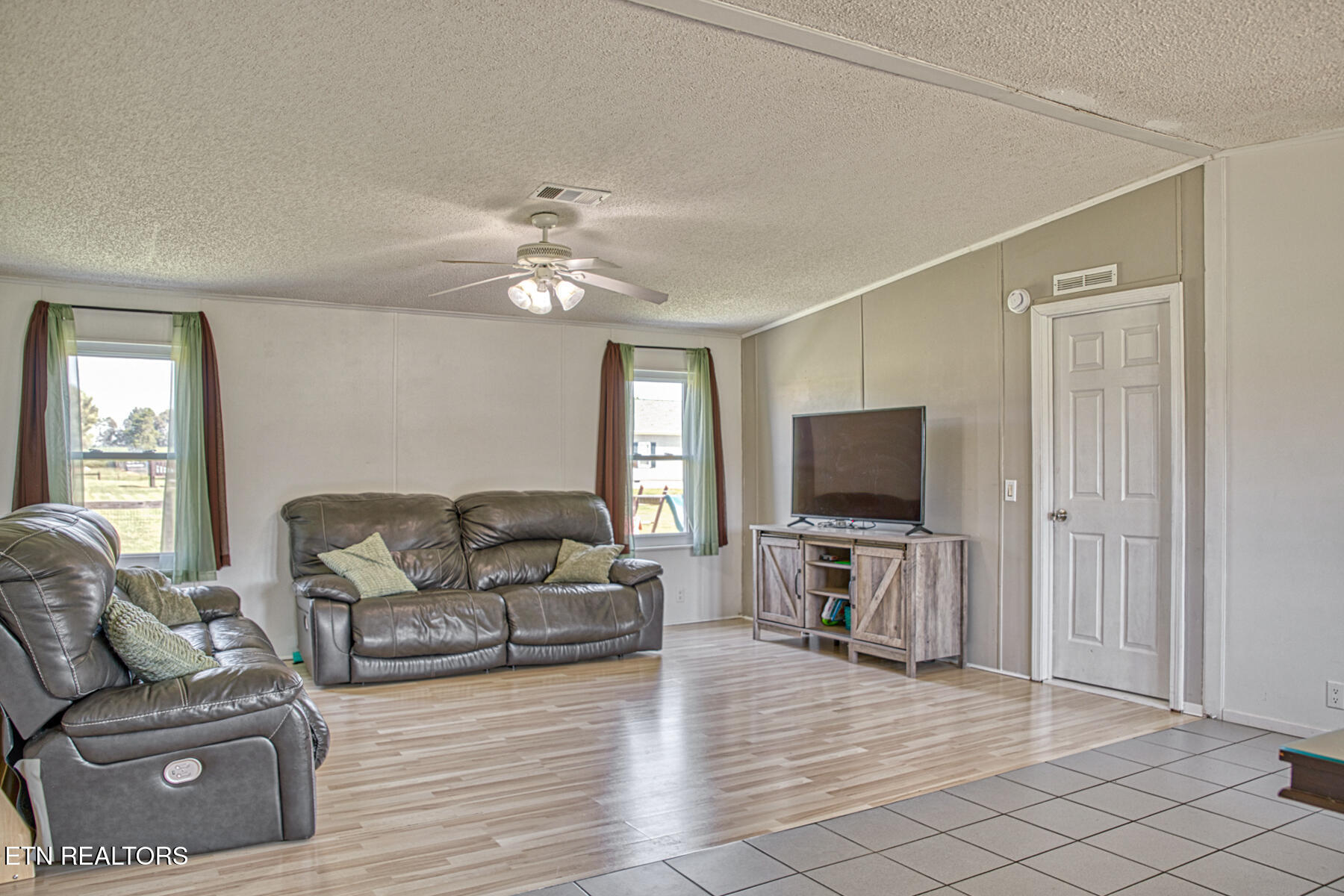 856 Corinth Rd, Sparta, TN 38583 — photo 2
