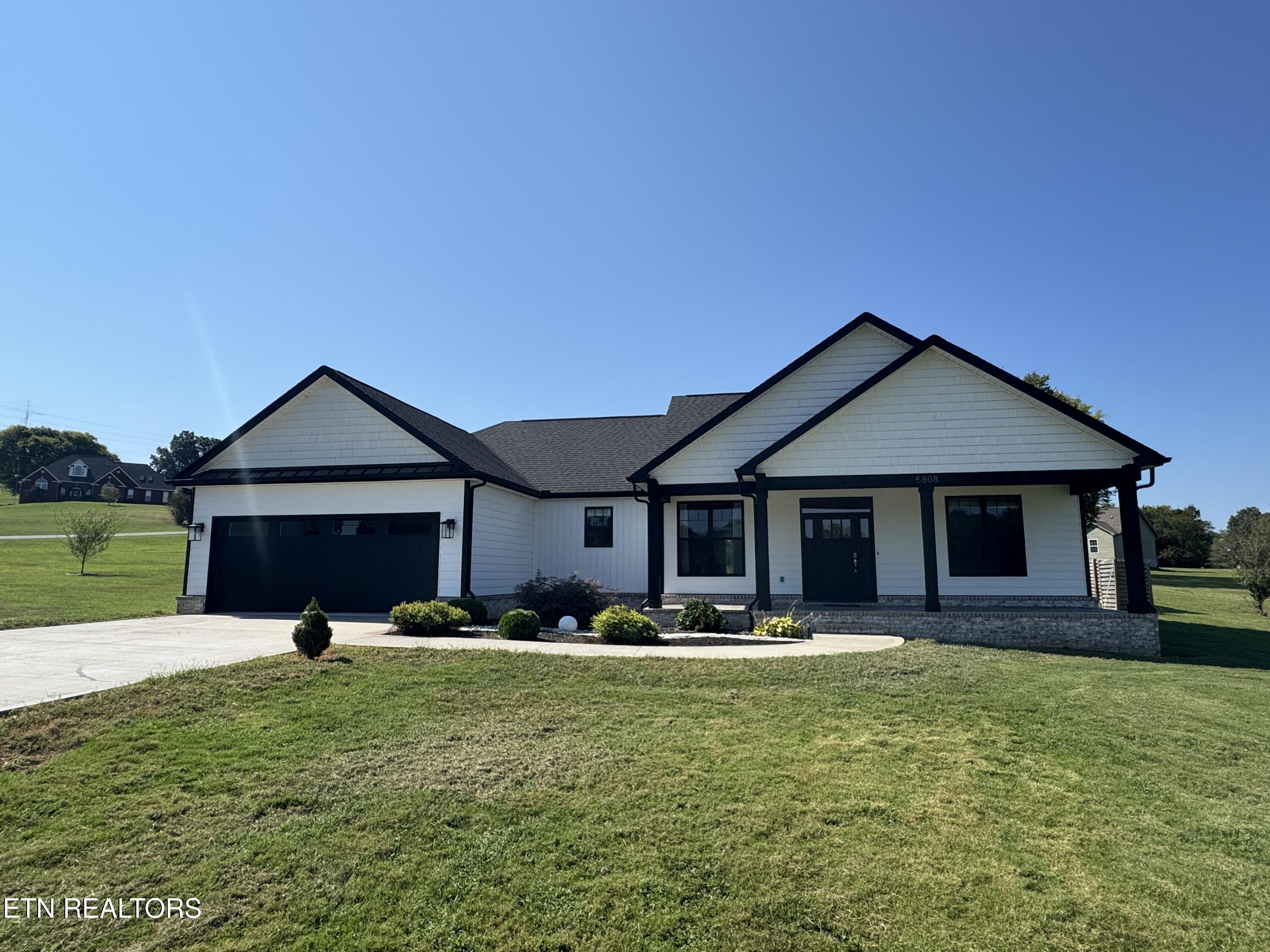 5808 Chester Lane — photo