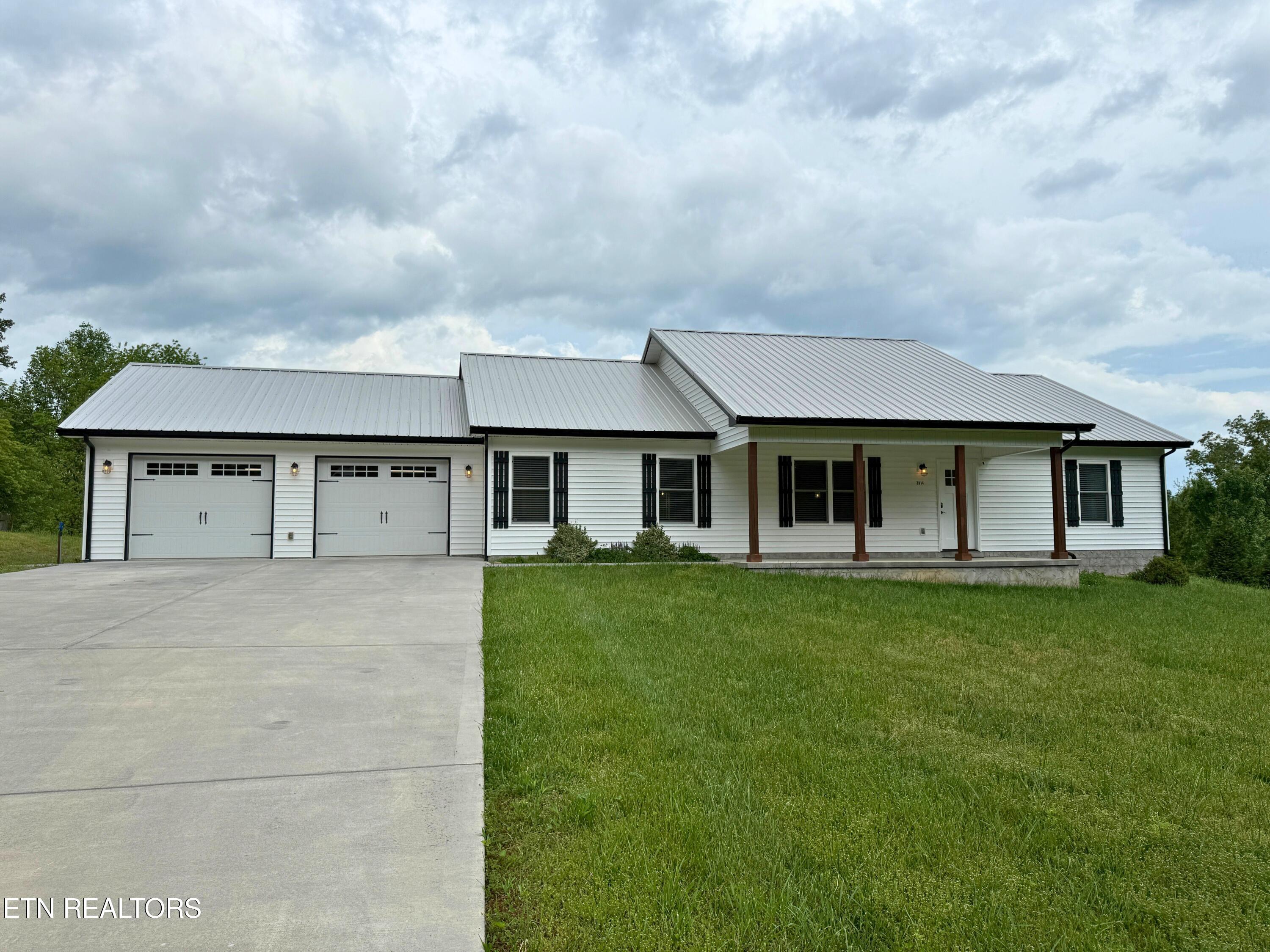 2814 Covemont Rd — photo