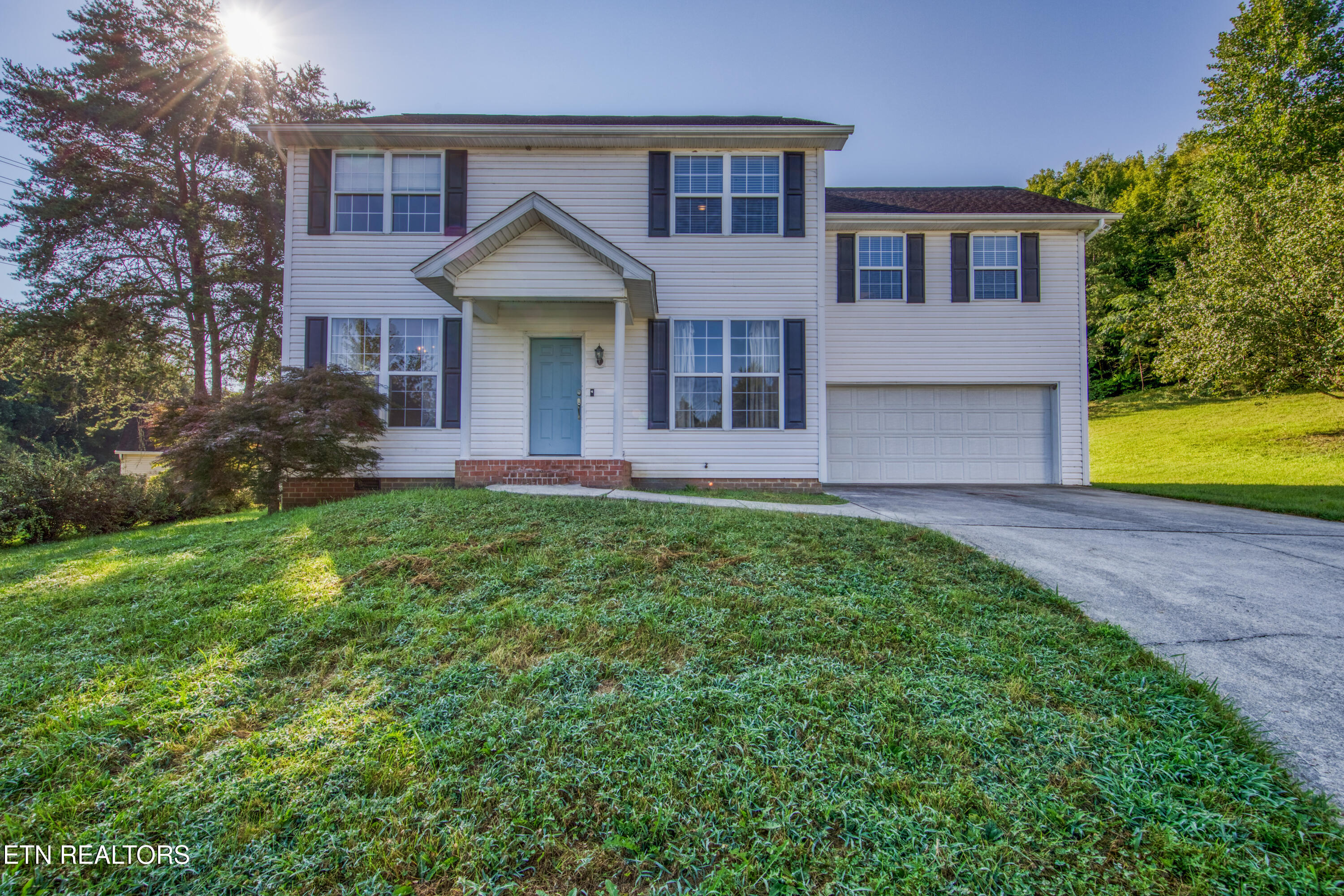 8710 Finchwood Lane — photo