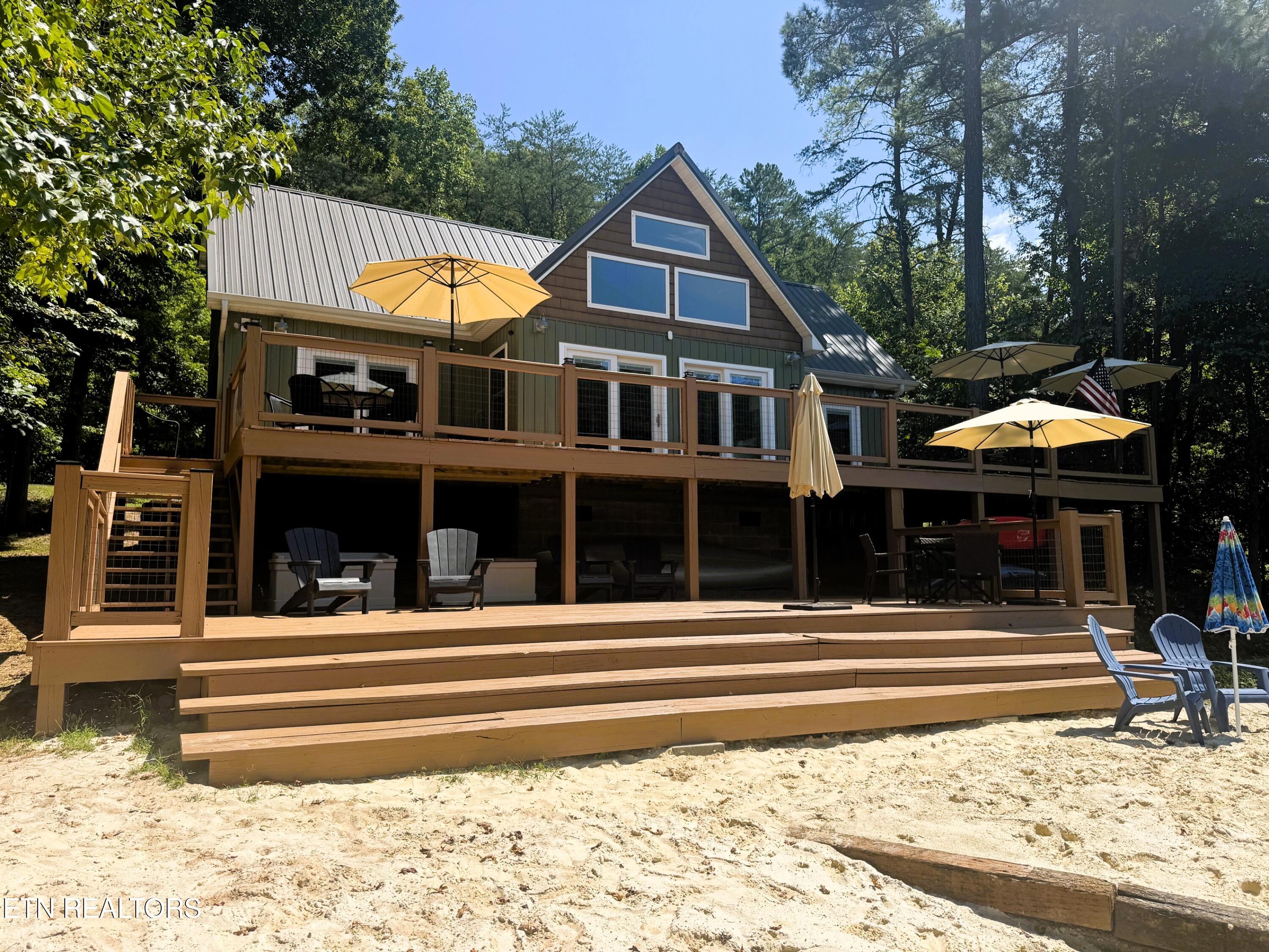 661 Laurel Lake Circle — photo