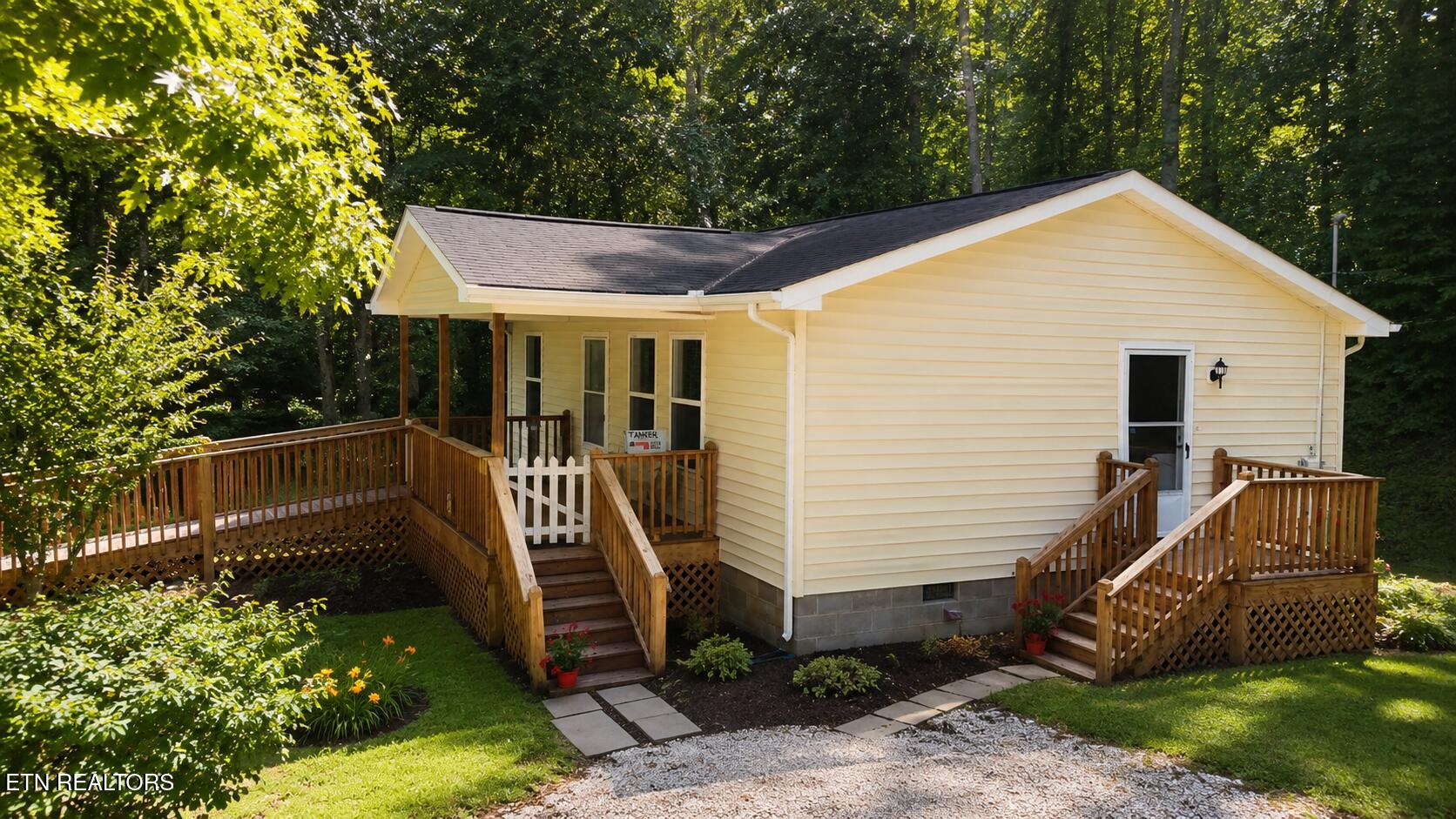 8657 Buffalo Rd, Oneida, TN 37841 — photo 3