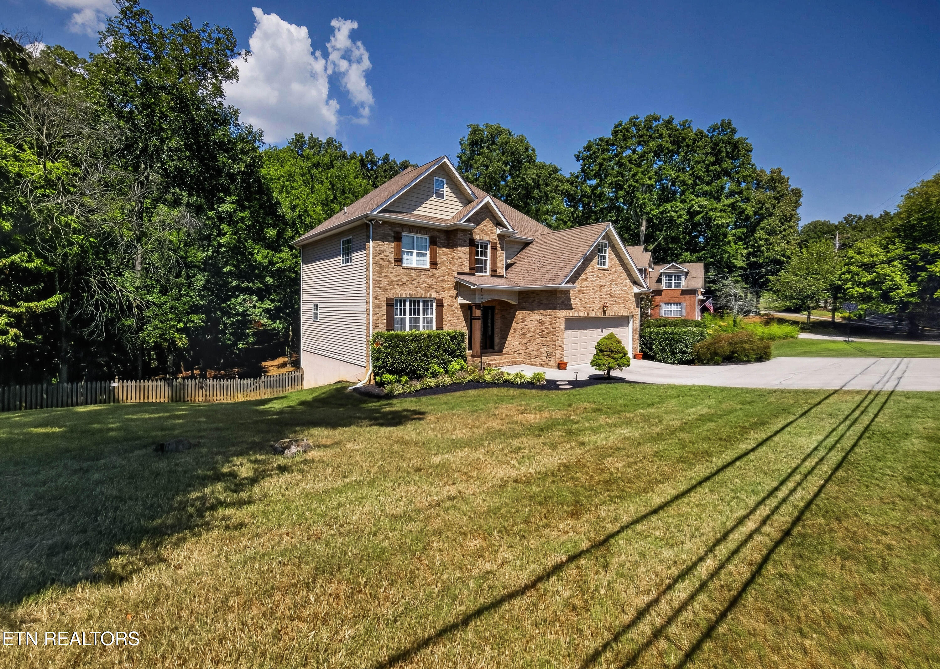 8821 Nubbin Ridge Rd, Knoxville, TN 37923 — photo 2