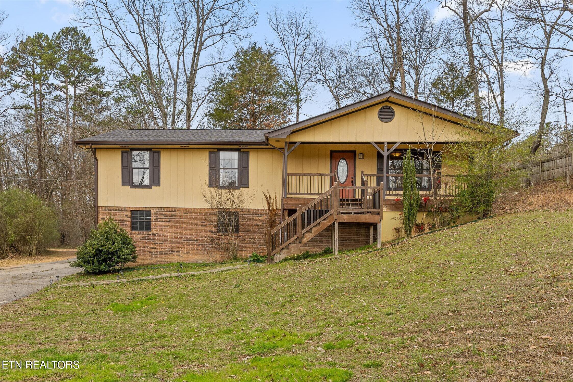 8651 Highway 58 — photo